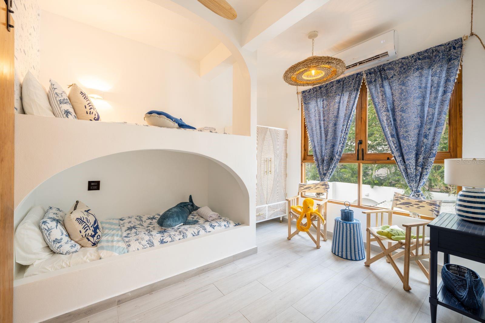 1507 MIRSONIA