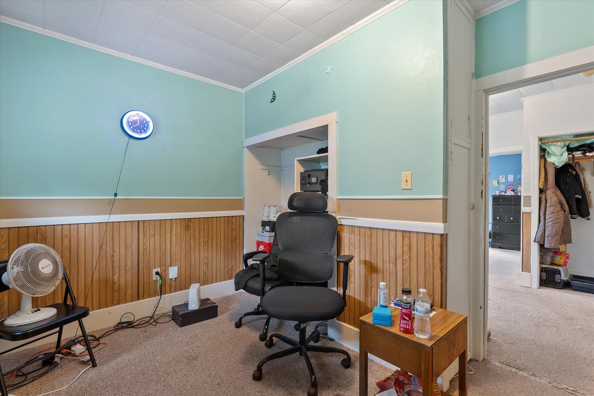 319 W Van Buren St Unit: 321