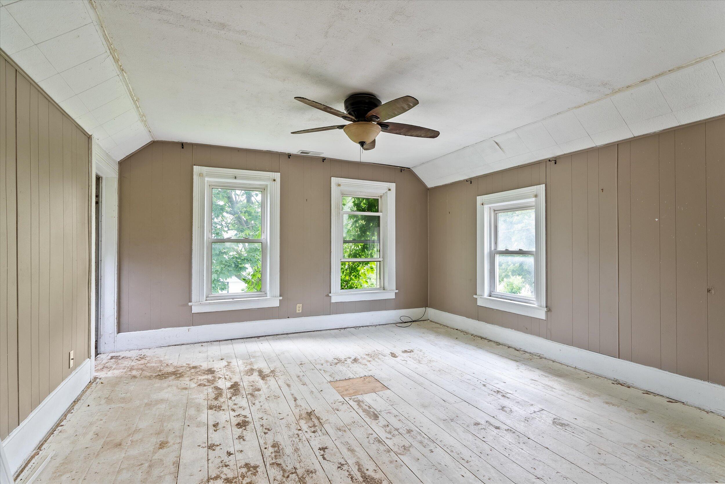 319 W Van Buren St Unit: 321