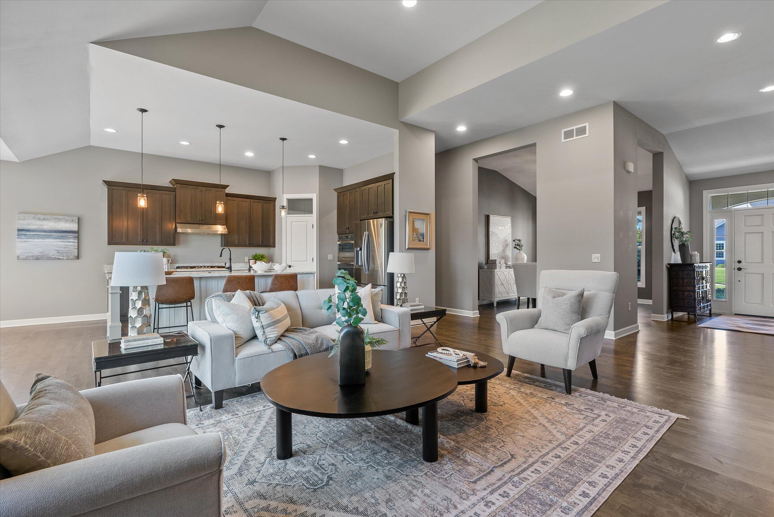 W78N401 Ridgeway Ln