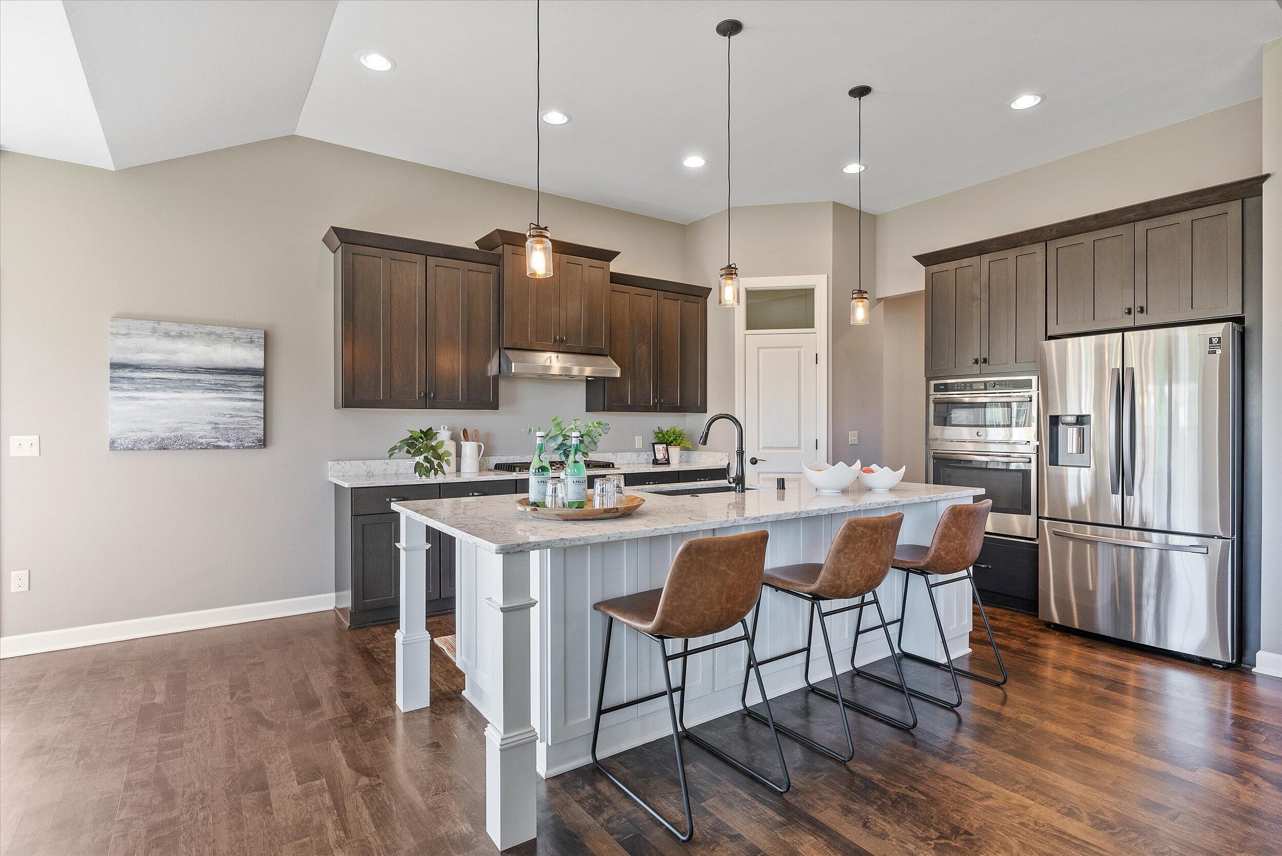 W78N401 Ridgeway Ln