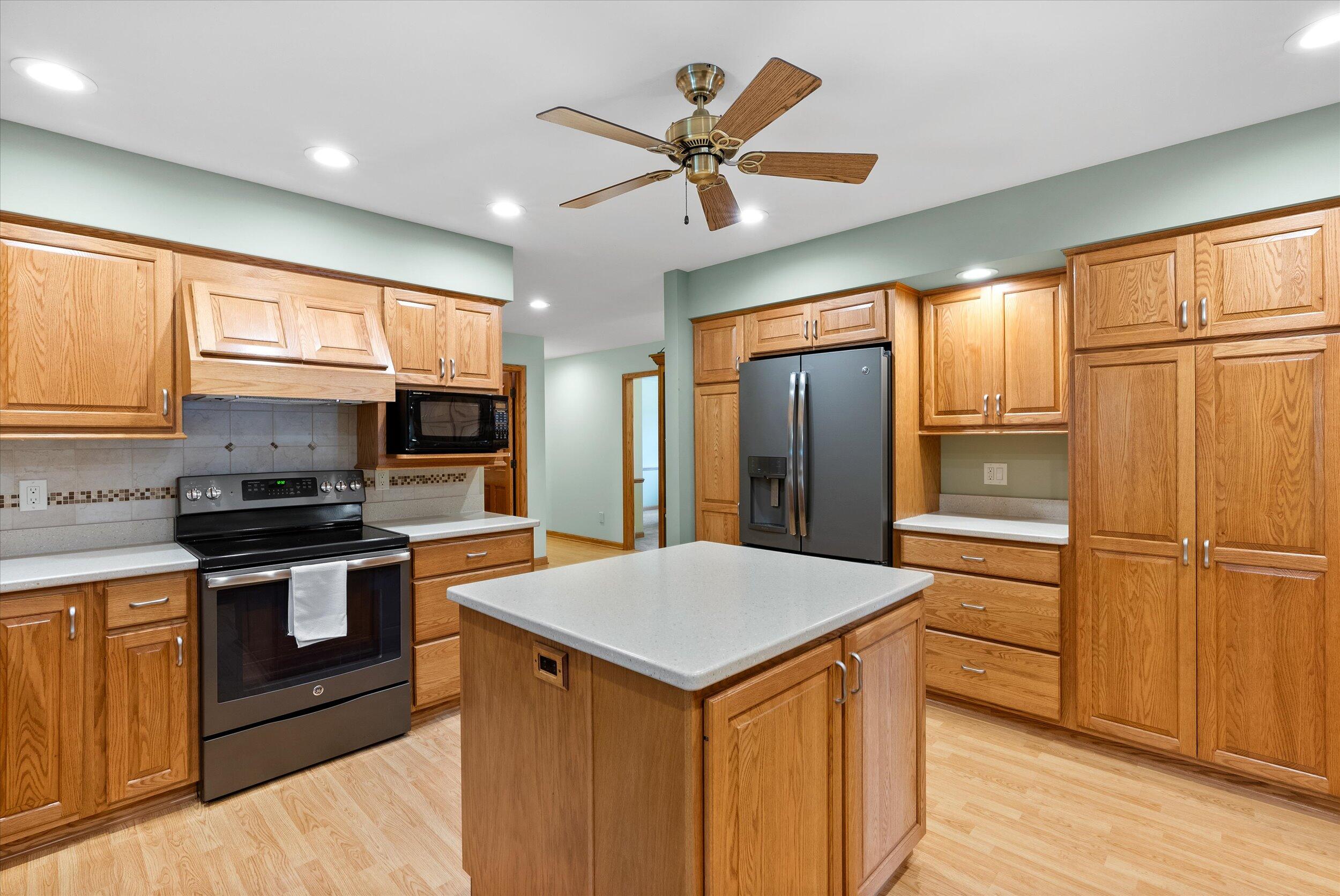515 Greisch Ct