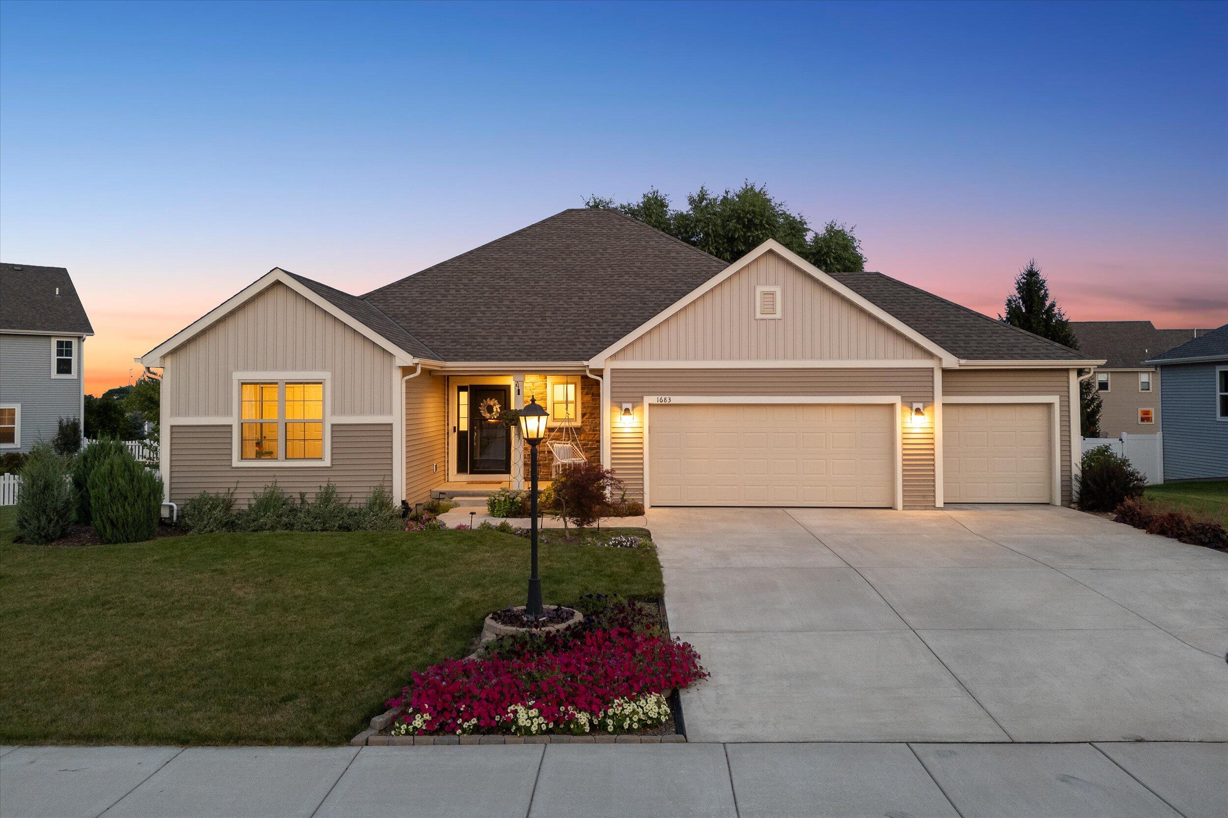 1683 Willow Dr