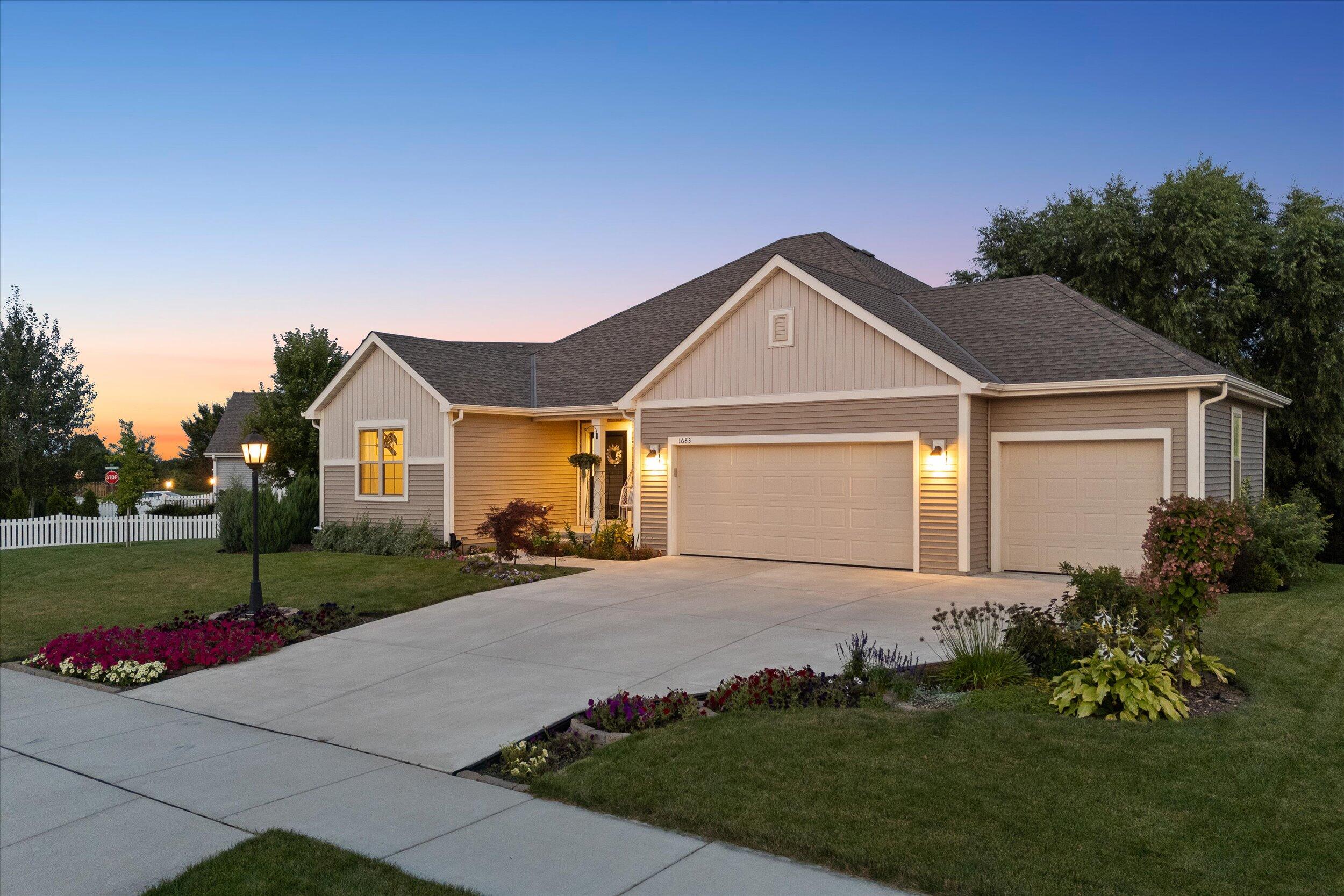 1683 Willow Dr