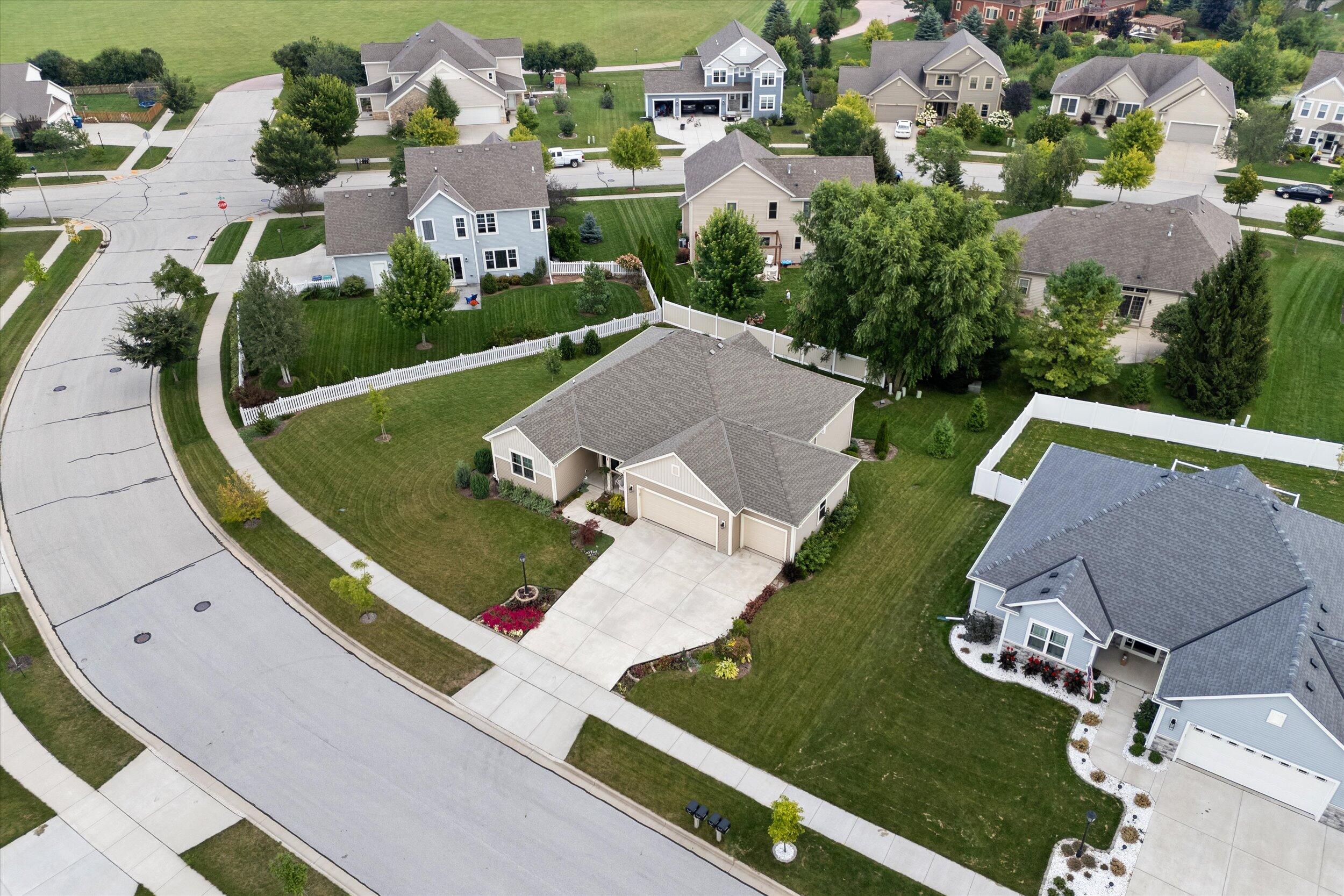 1683 Willow Dr