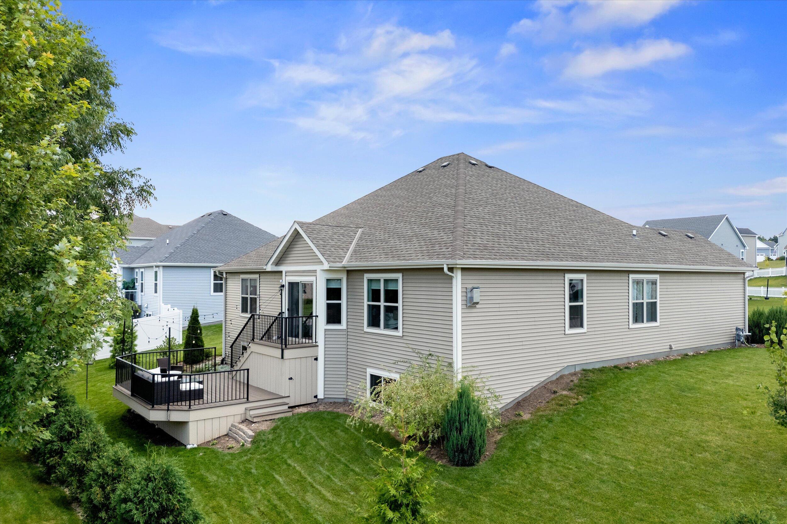 1683 Willow Dr