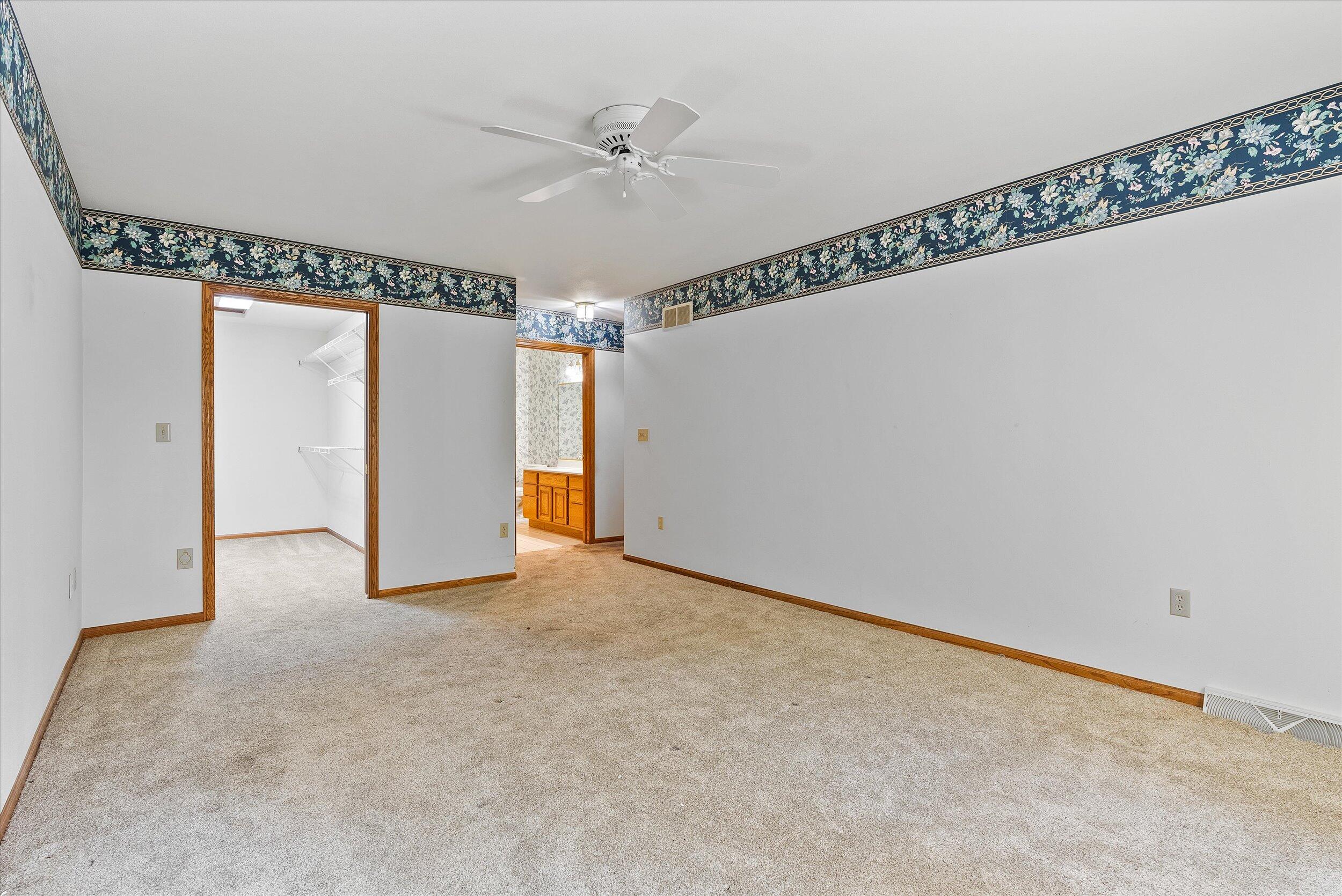 7211 W Mequon Square Dr