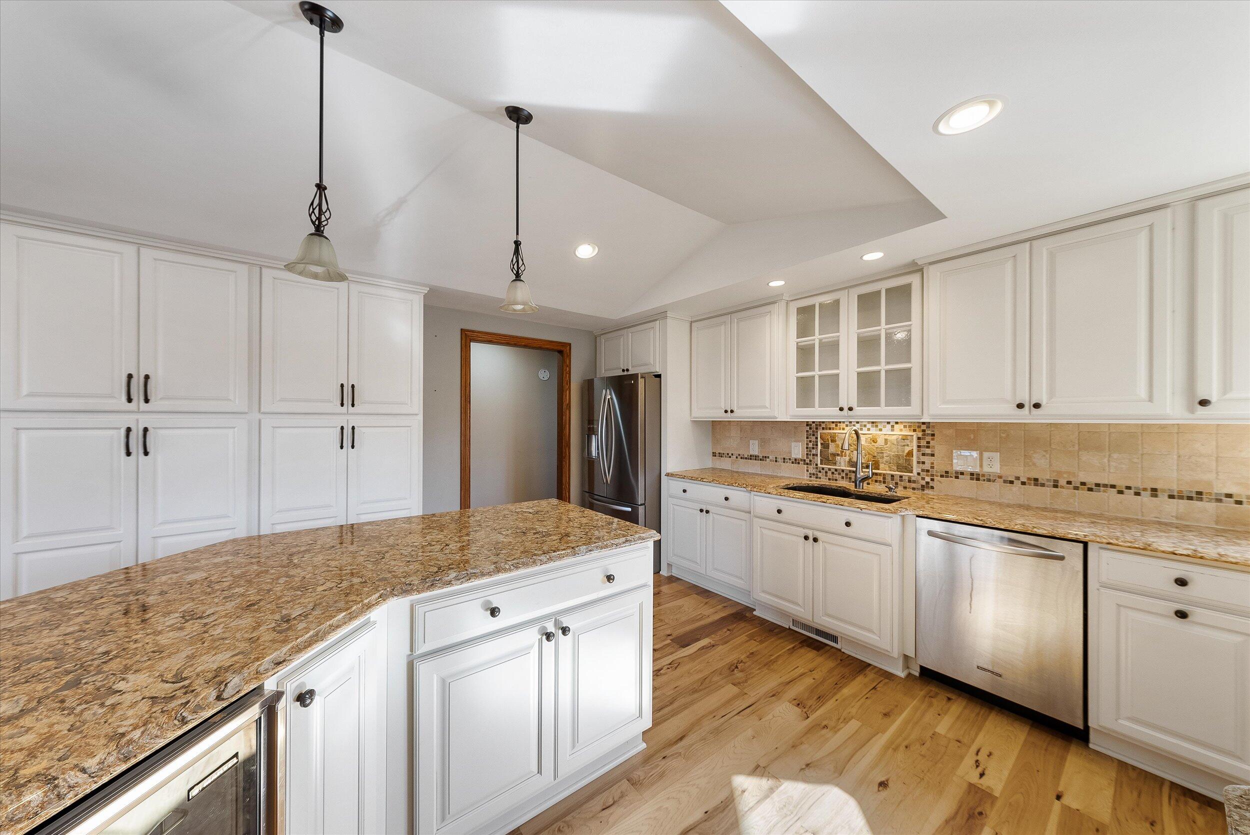 1414 River Bend Rd