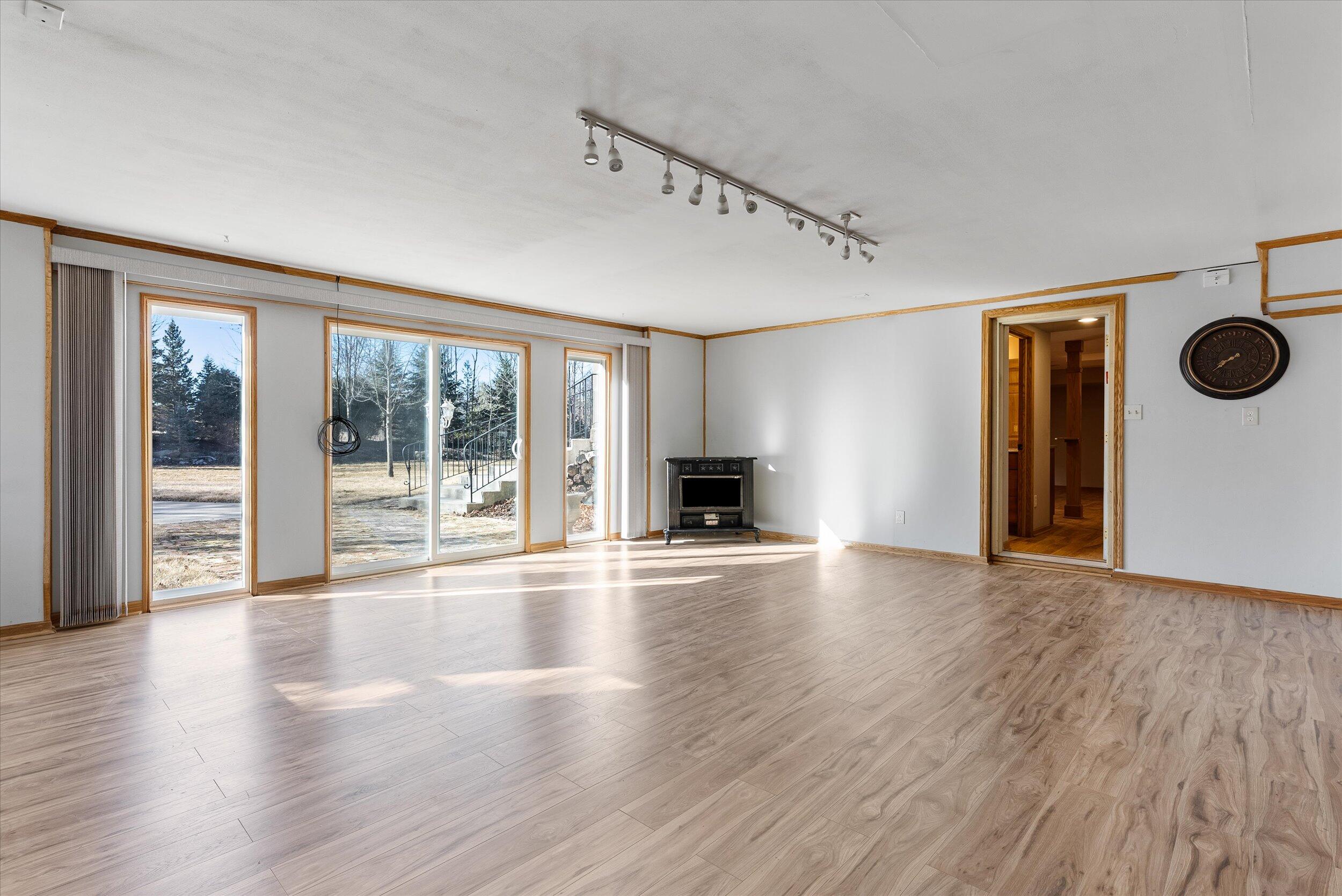 1414 River Bend Rd