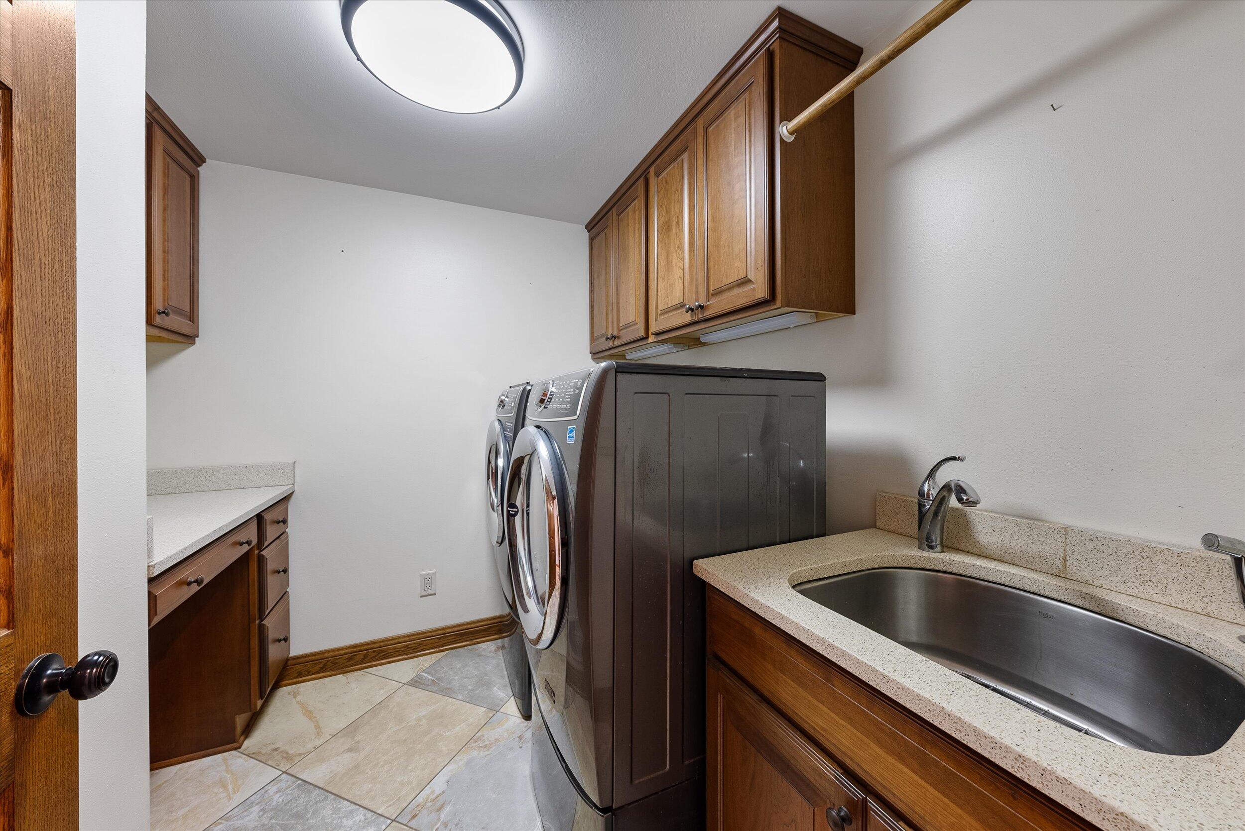 1414 River Bend Rd