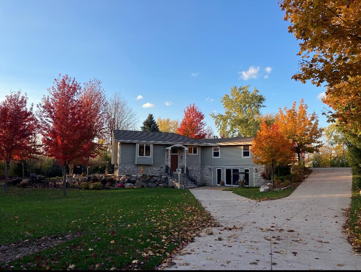 1414 River Bend Rd