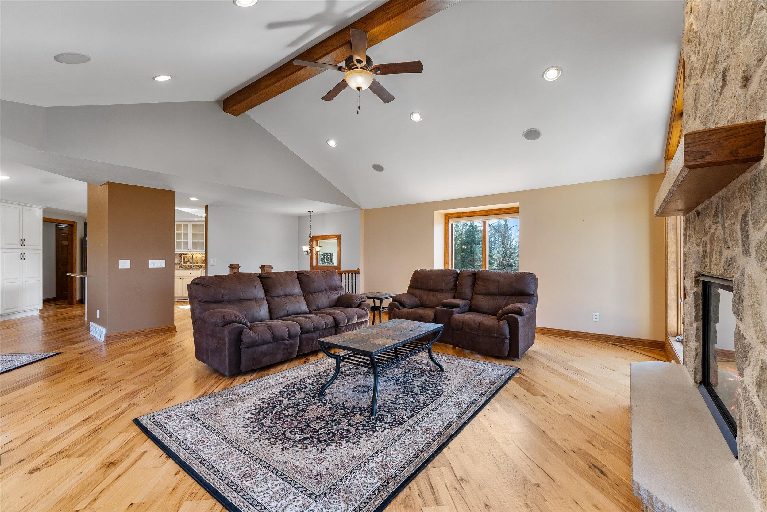 1414 River Bend Rd