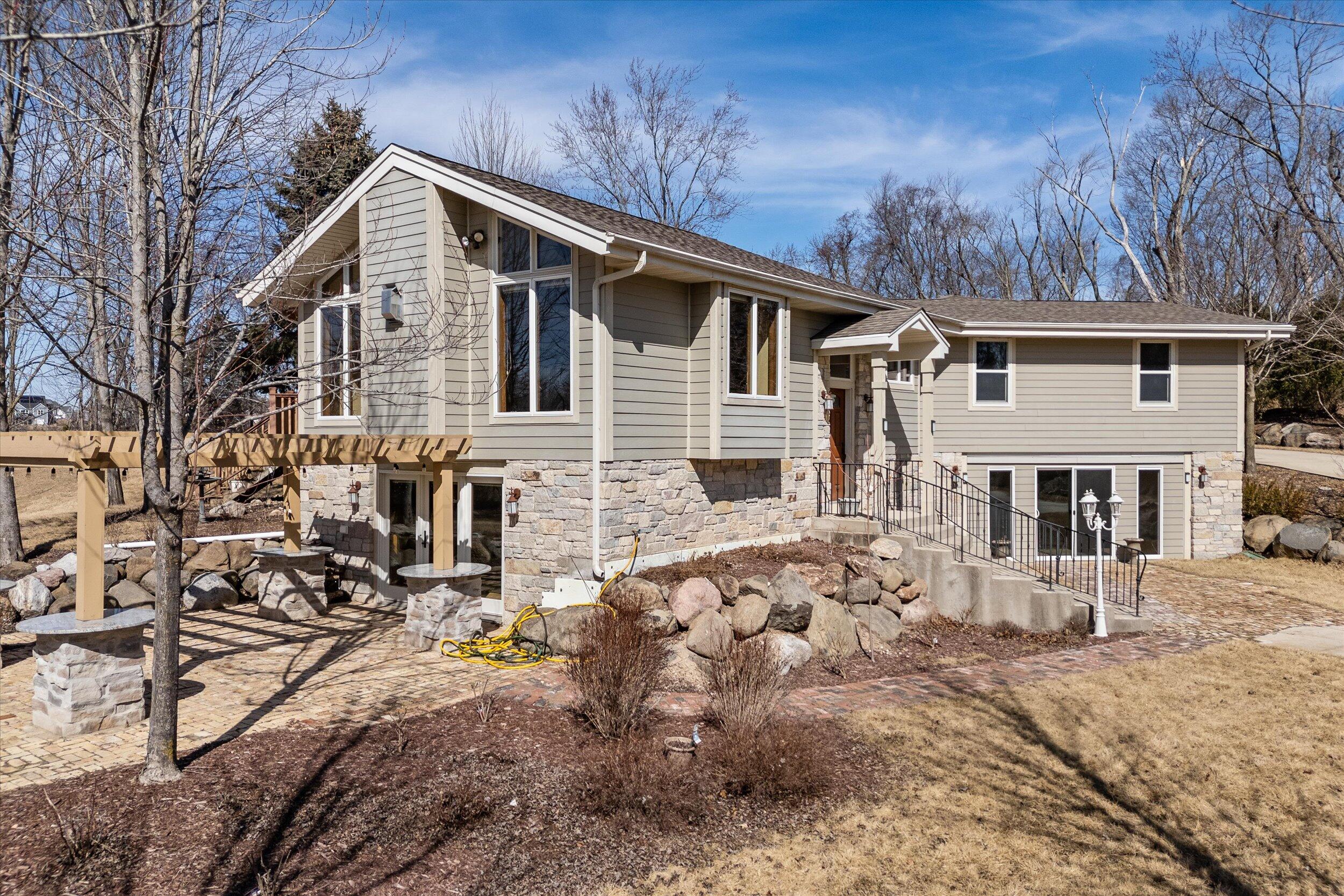 1414 River Bend Rd