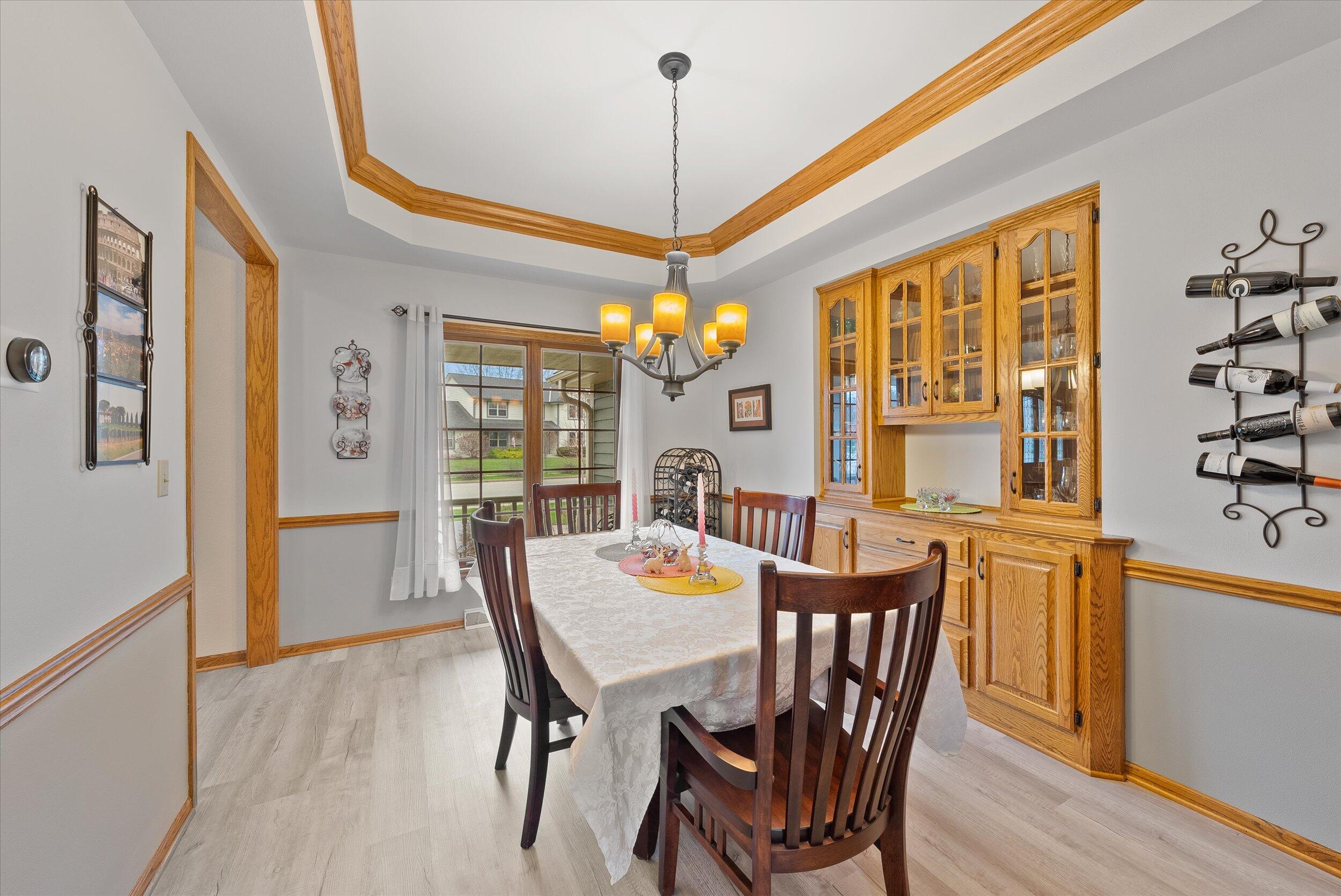 1360 Dove Ln