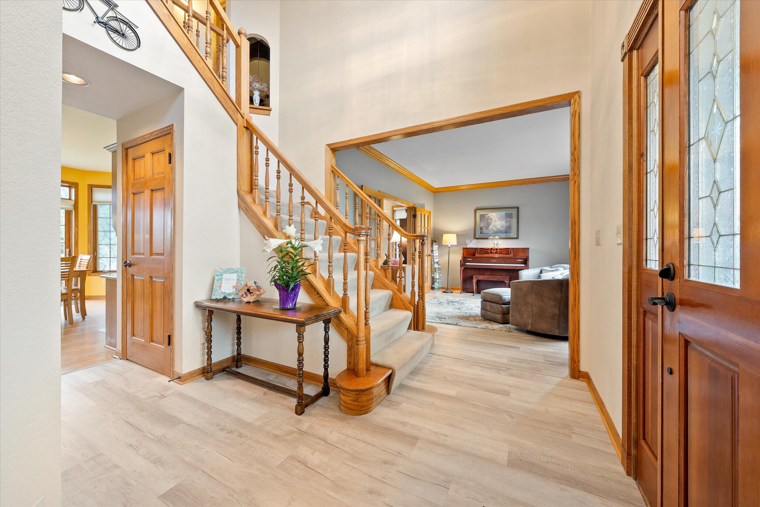 1360 Dove Ln