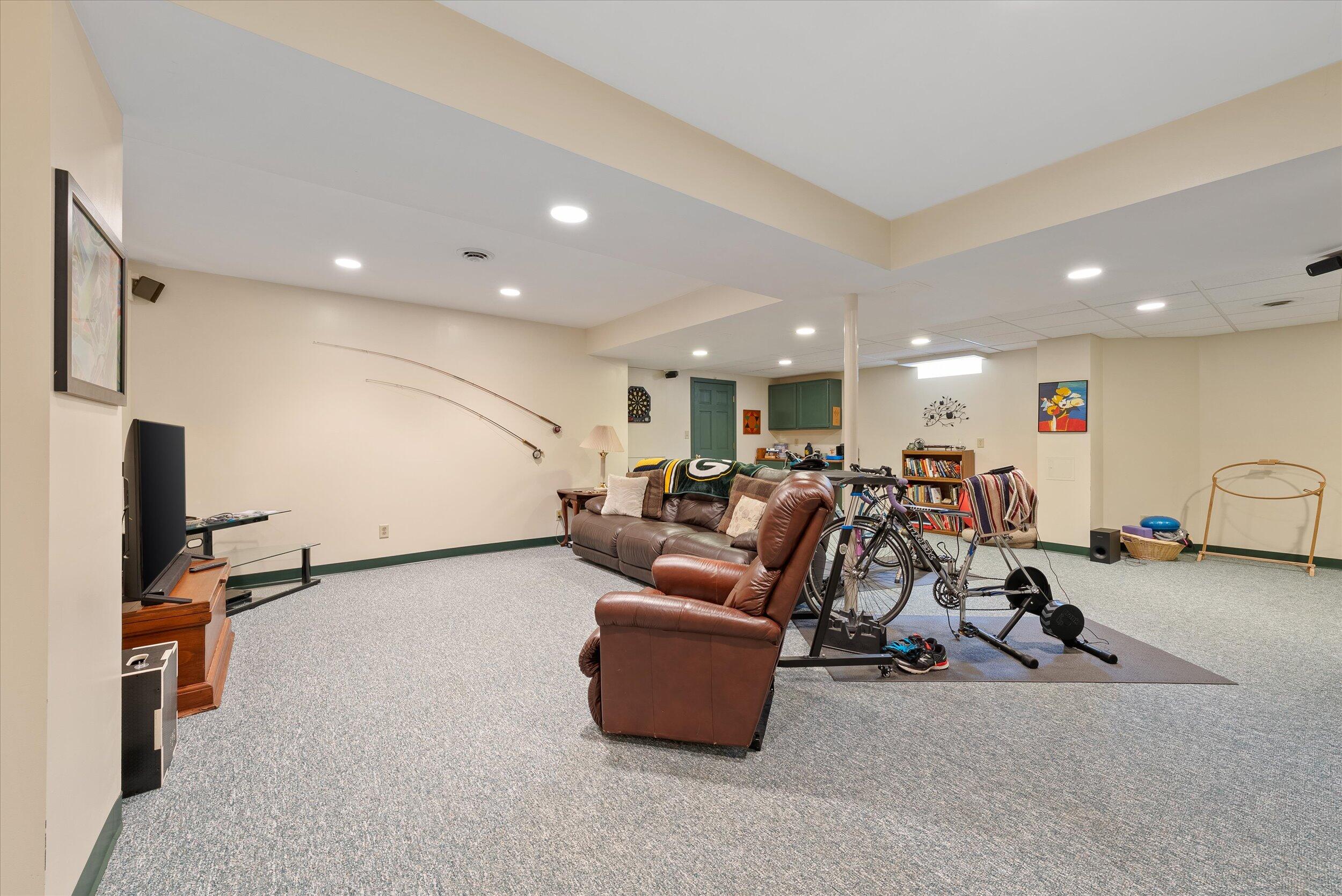 1360 Dove Ln