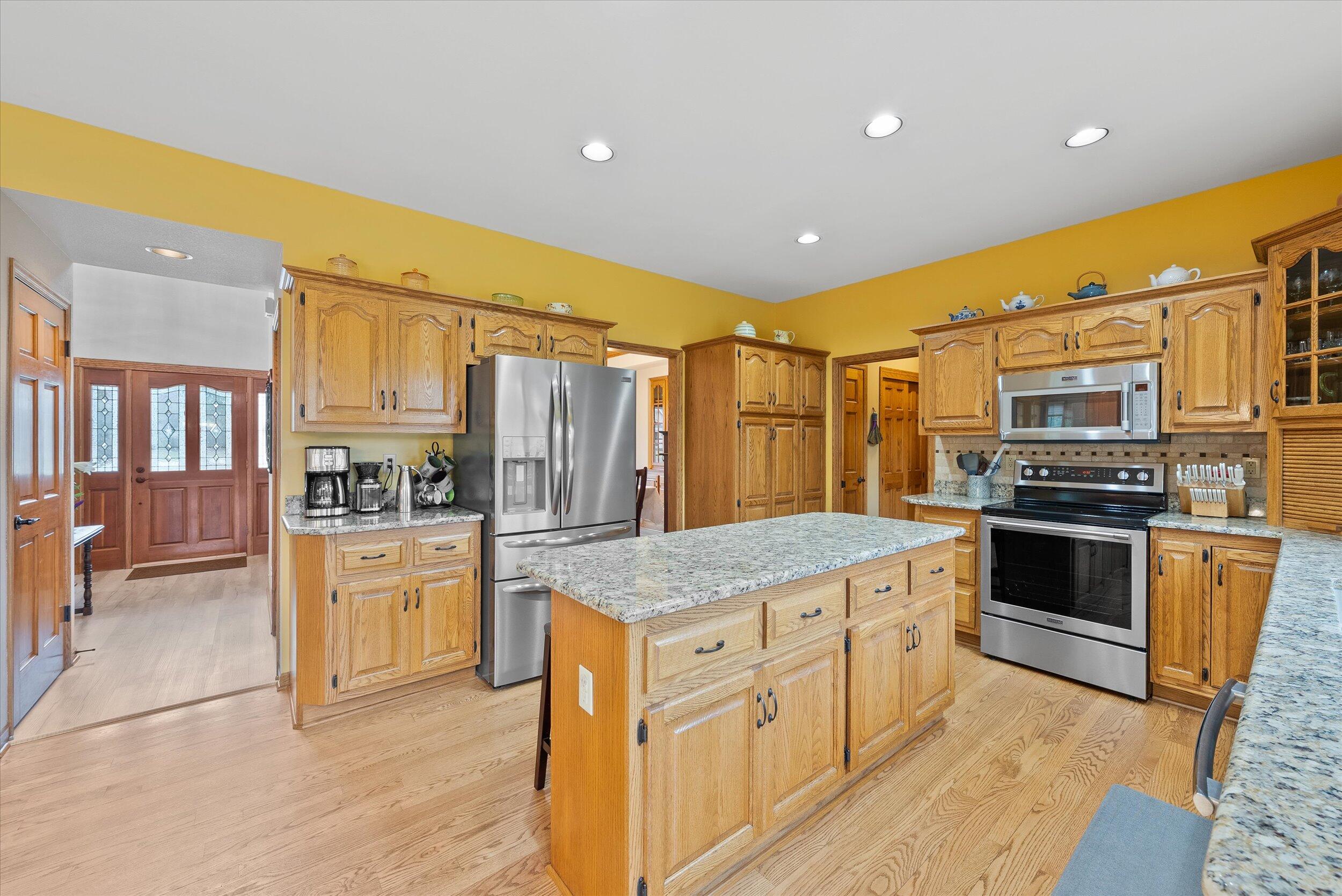 1360 Dove Ln