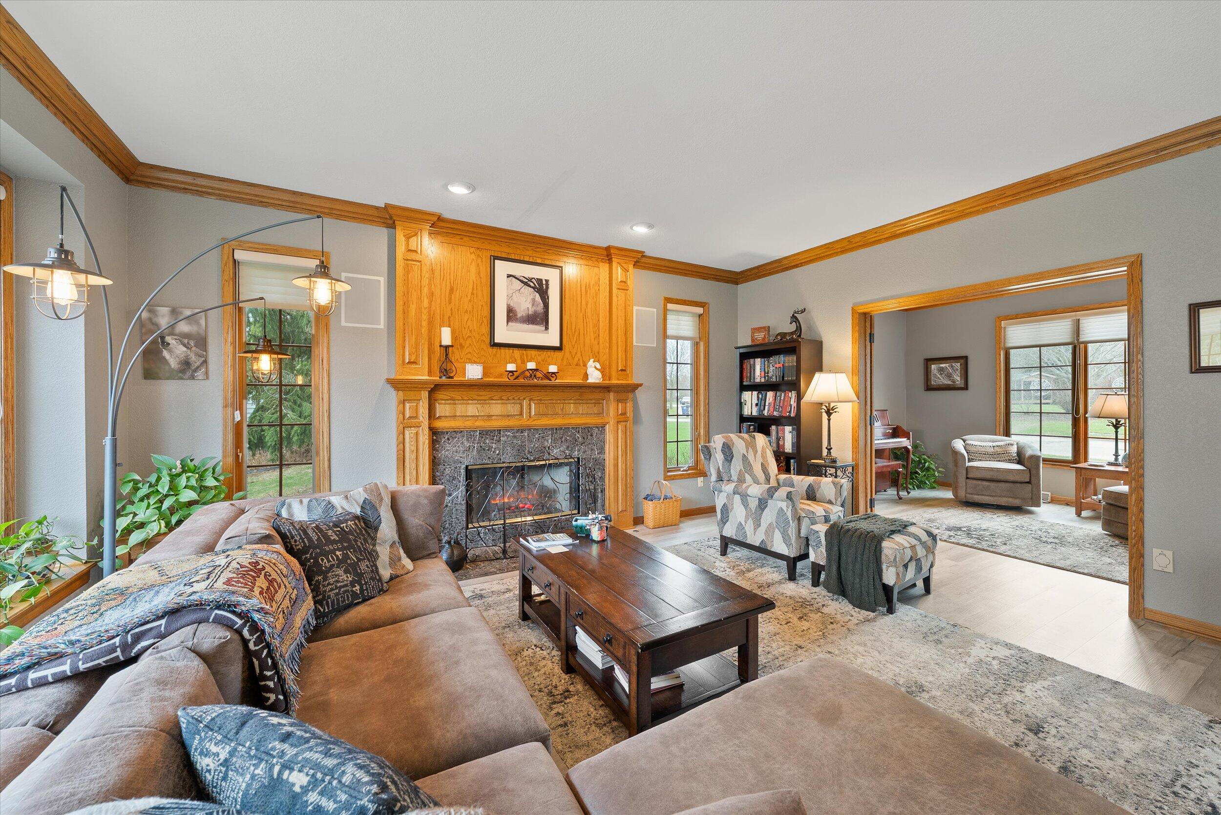 1360 Dove Ln