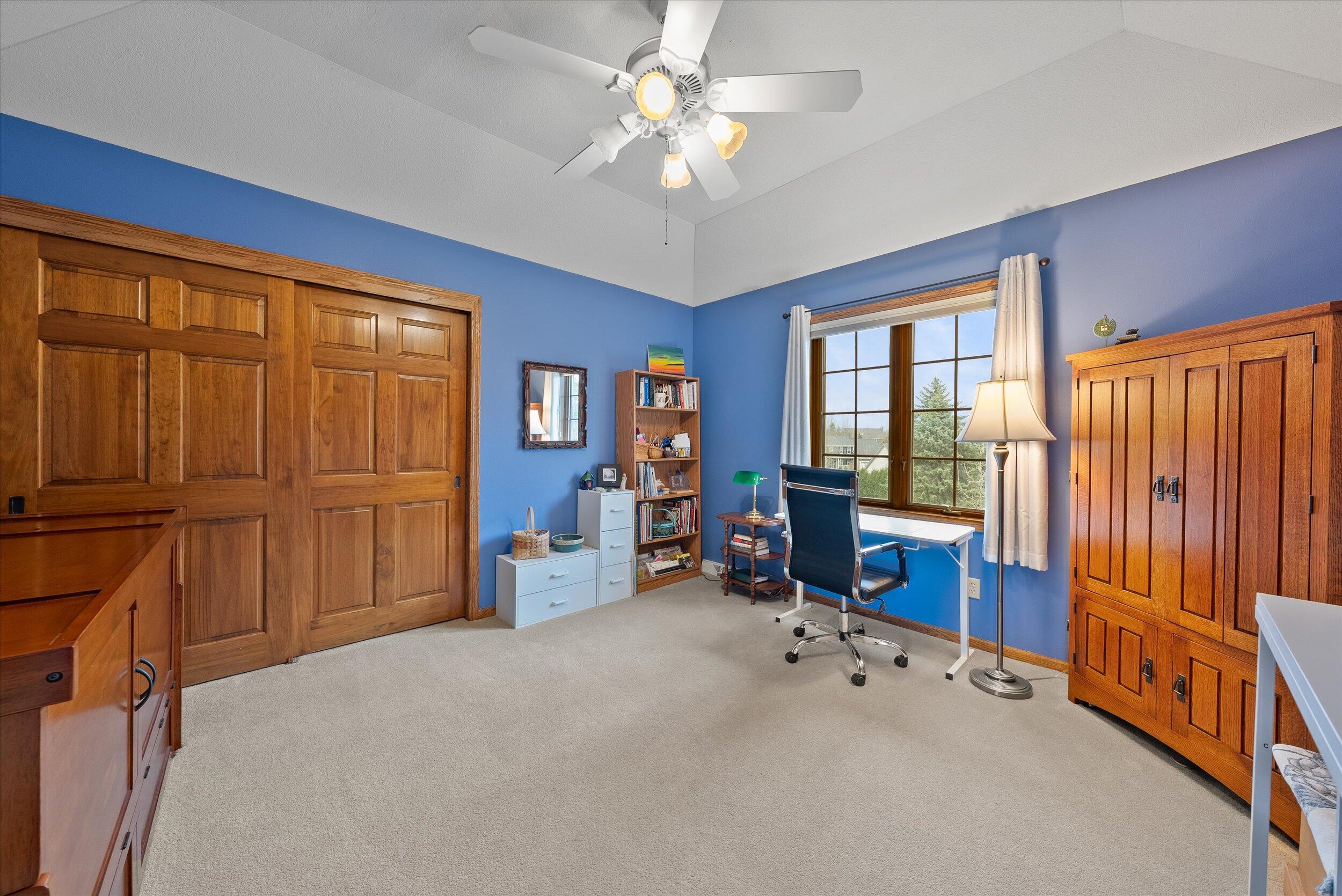 1360 Dove Ln