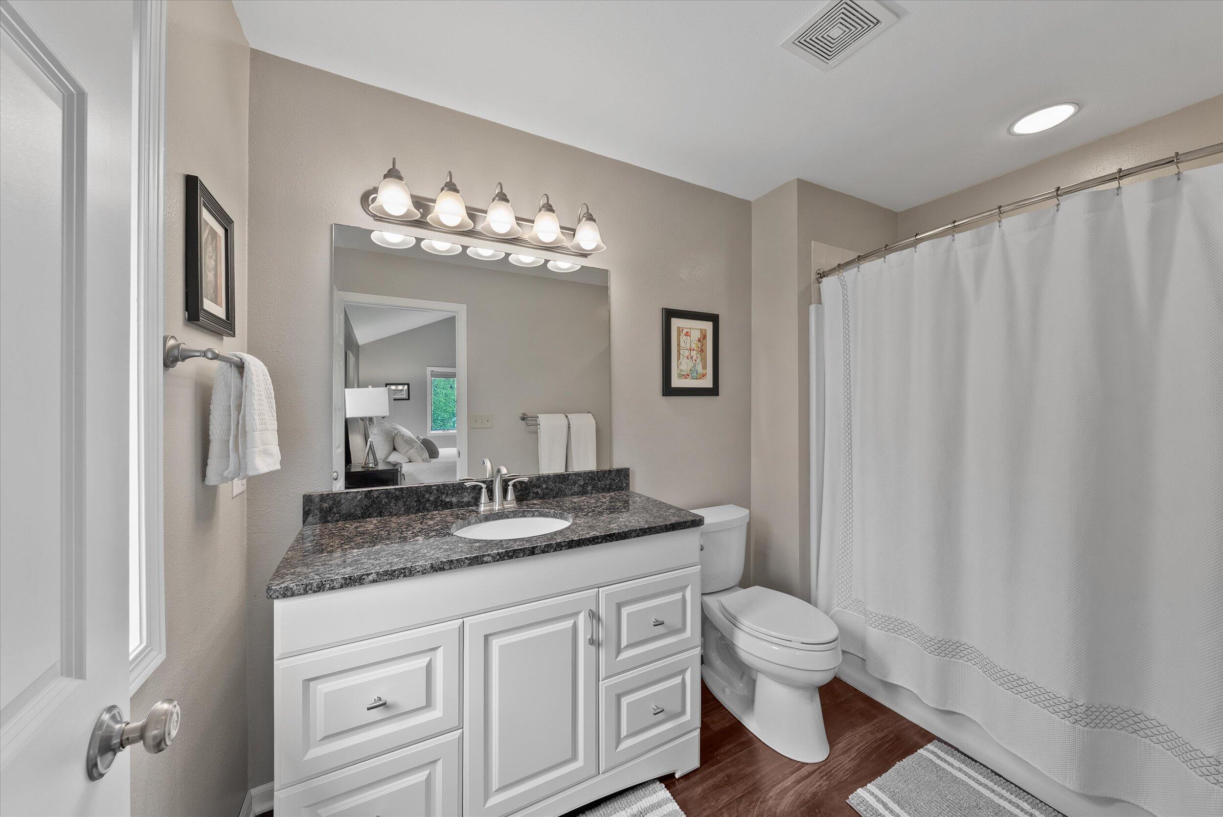 W68N159 Evergreen Blvd