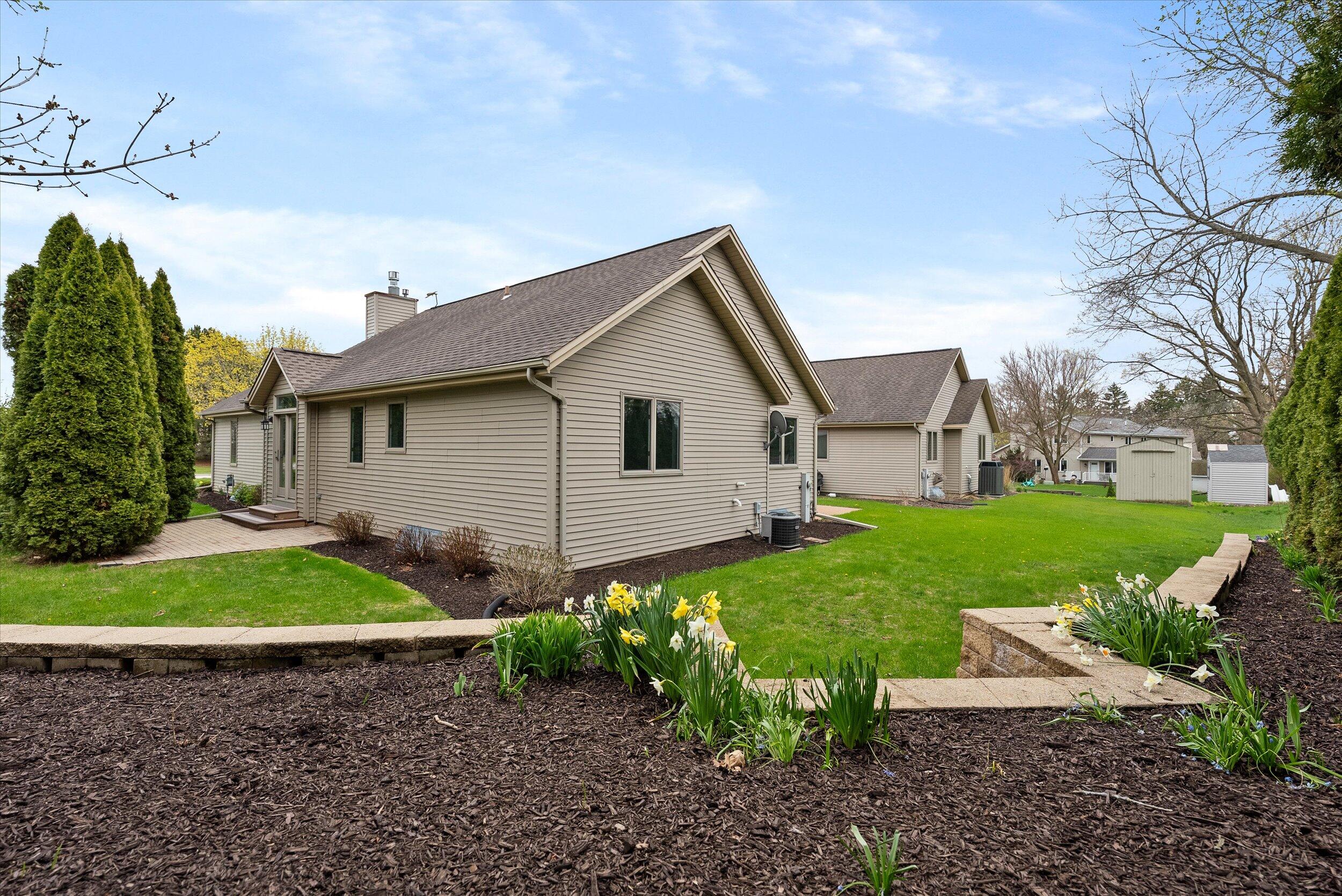 W68N159 Evergreen Blvd