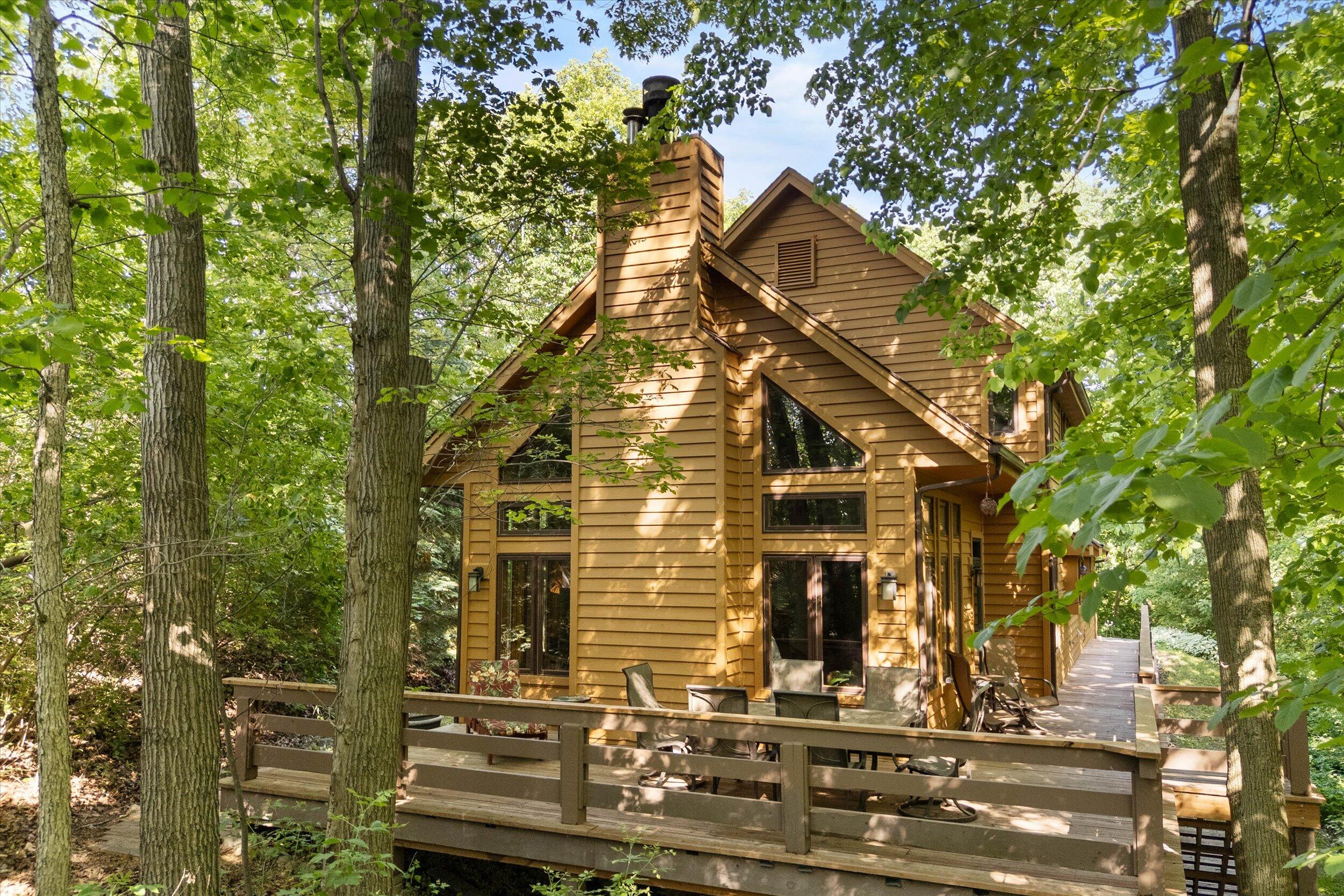 7565  Hickory Dr