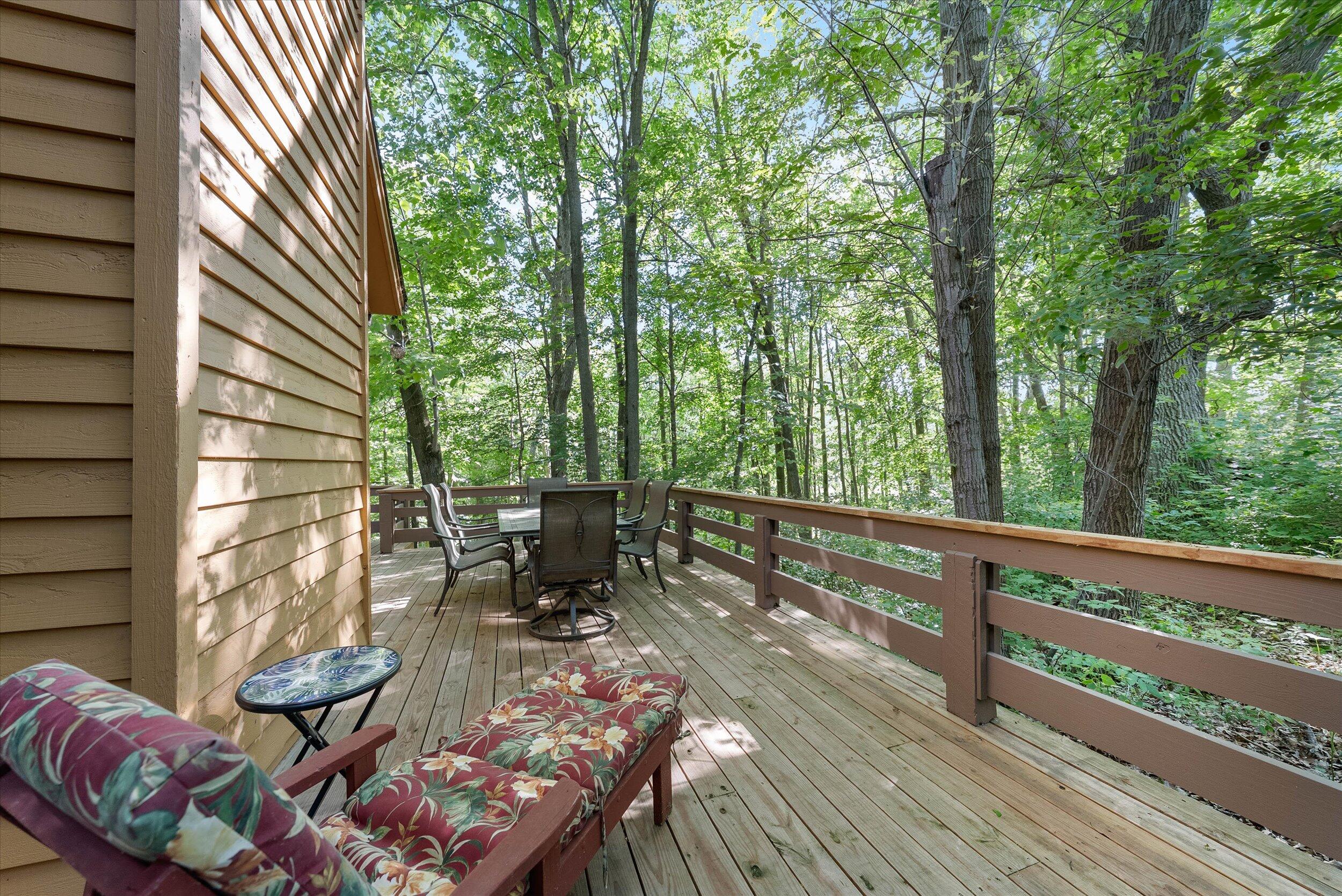 7565 Hickory Dr
