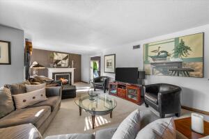 14201 N Cedarburg Rd