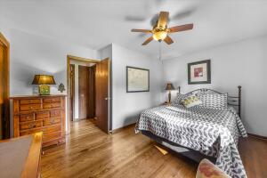 14201 N Cedarburg Rd