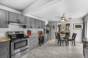 14201 N Cedarburg Rd