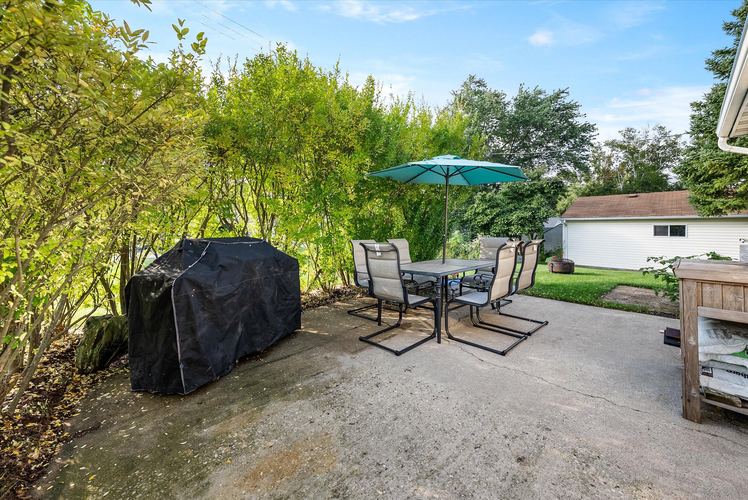 260 S Silverbrook Dr