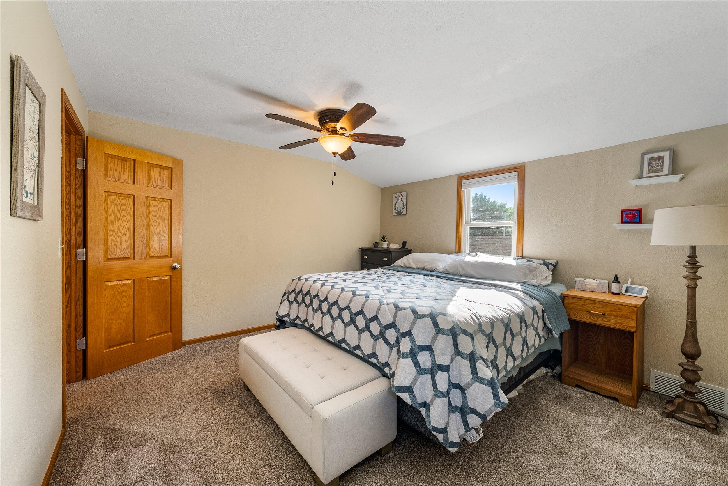 260 S Silverbrook Dr