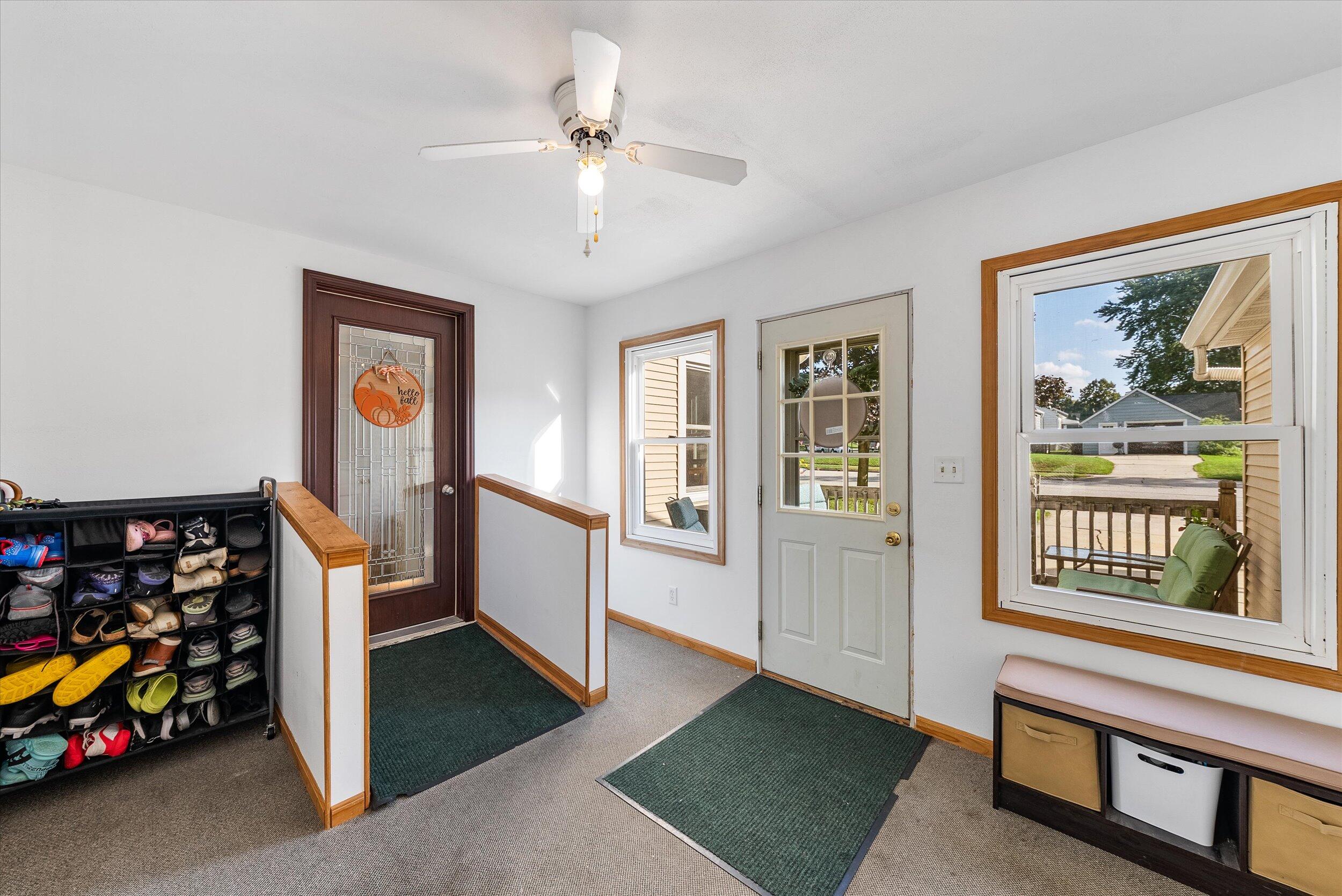 260 S Silverbrook Dr