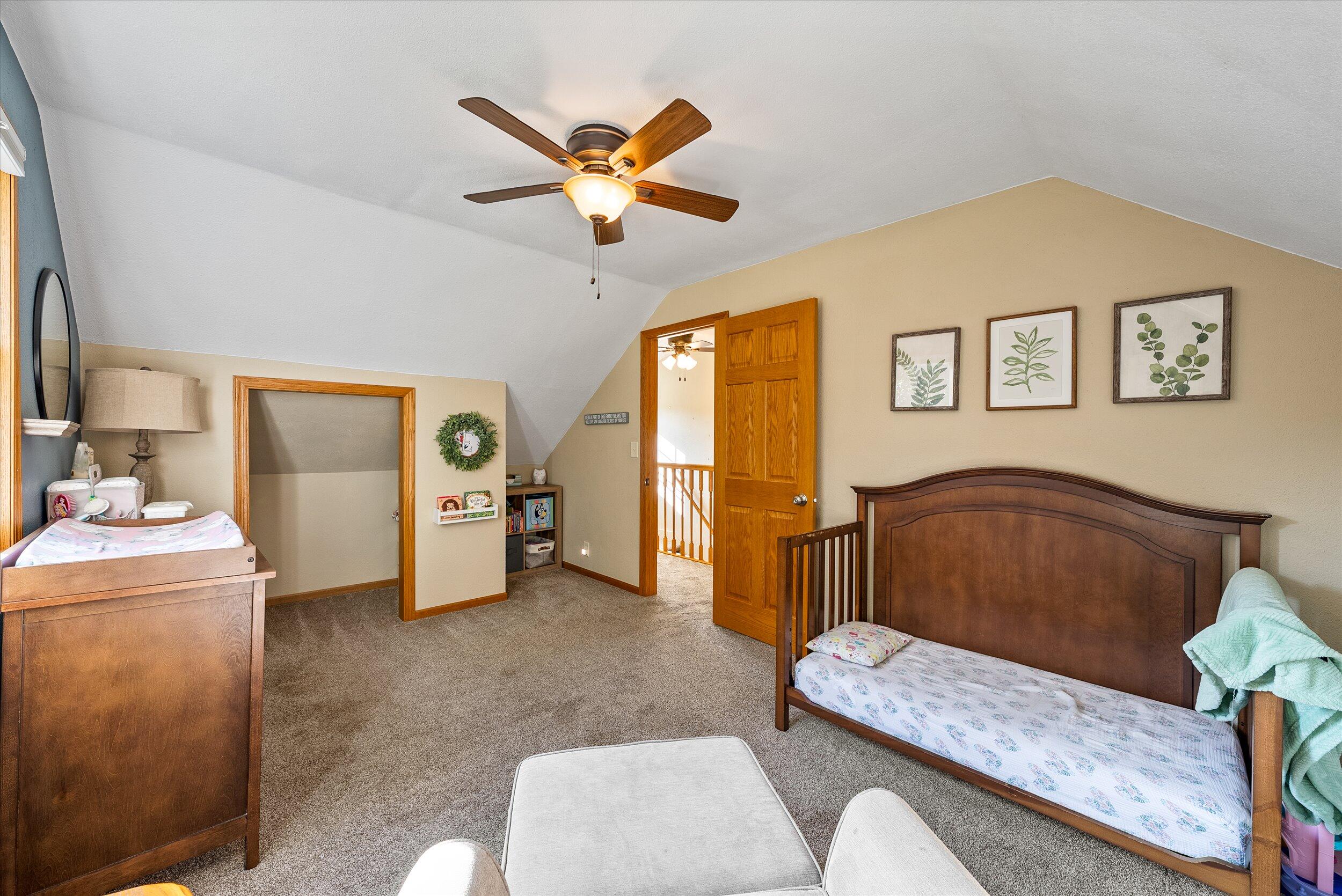 260 S Silverbrook Dr