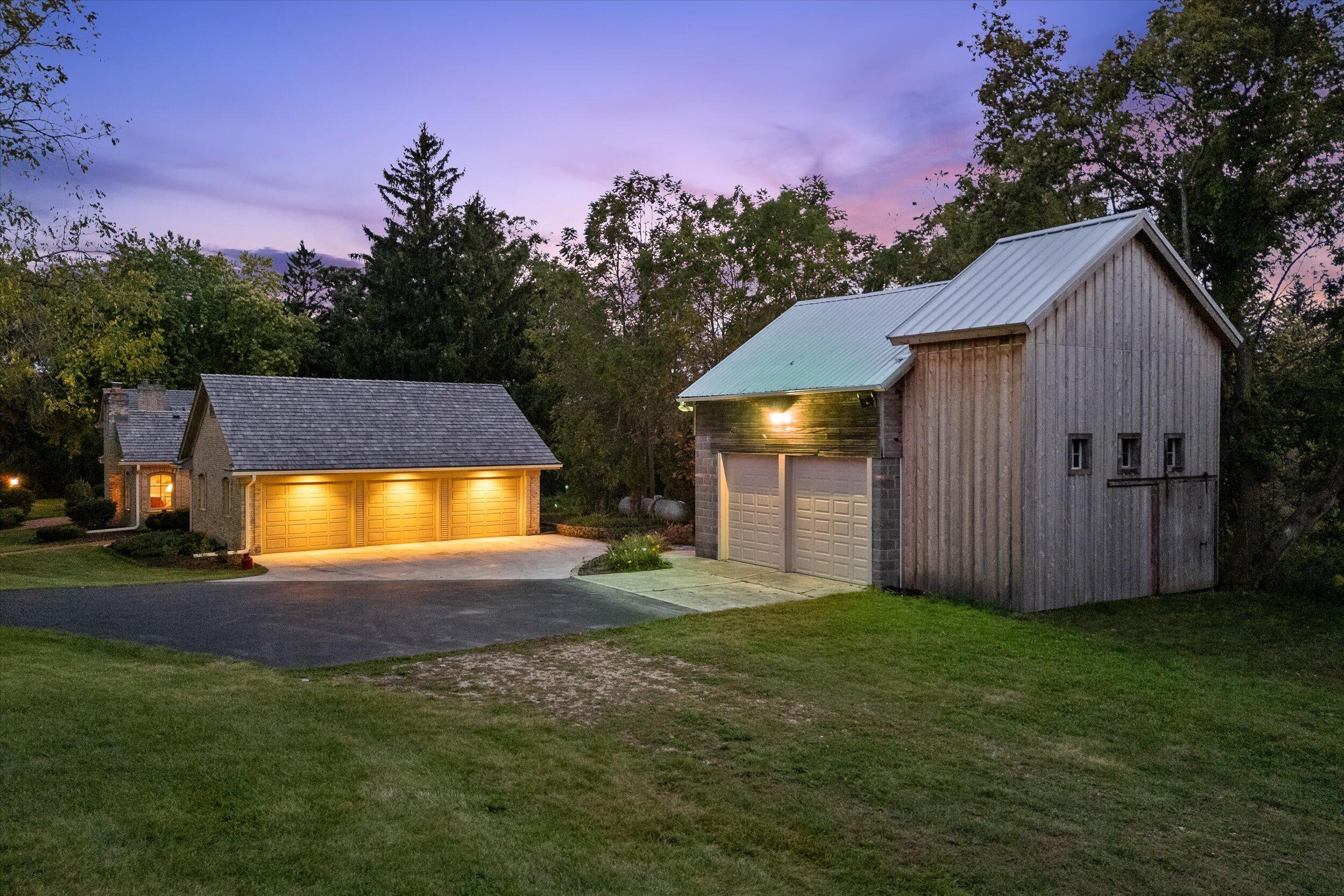 7918  Pleasant Valley Rd