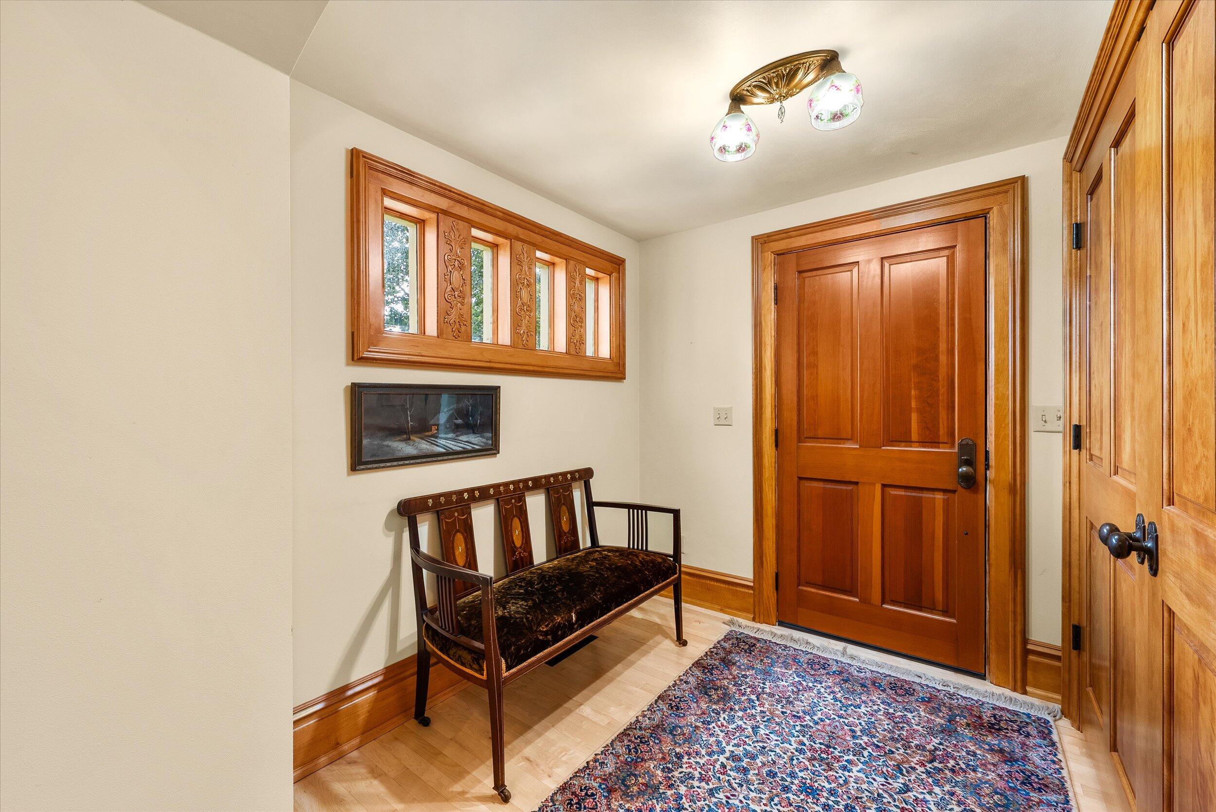 7918  Pleasant Valley Rd