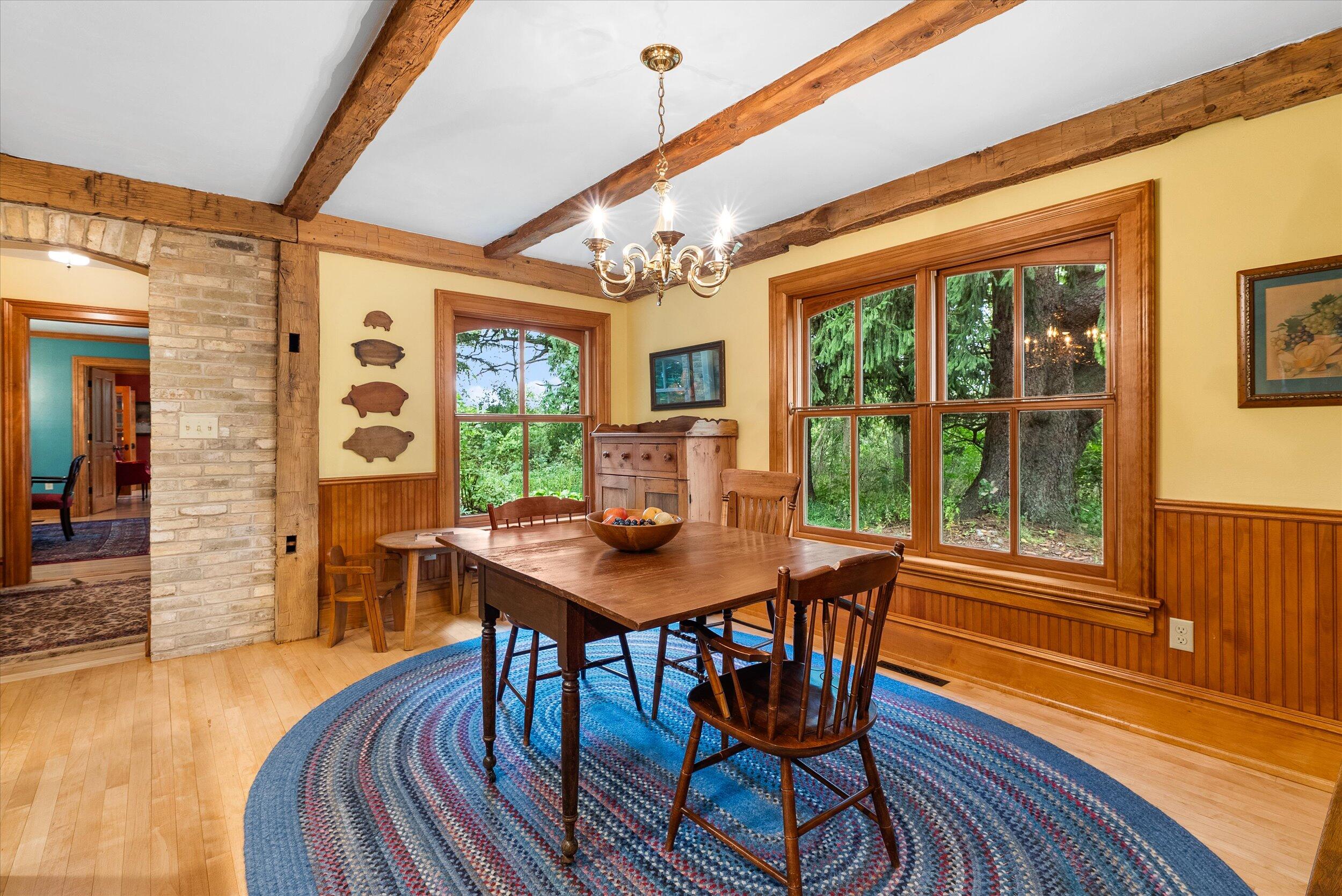 7918  Pleasant Valley Rd