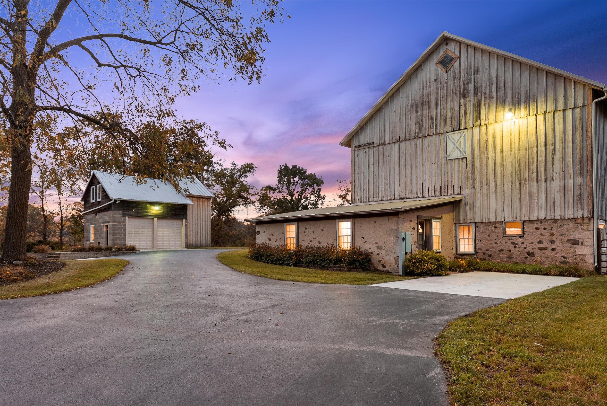 7918  Pleasant Valley Rd