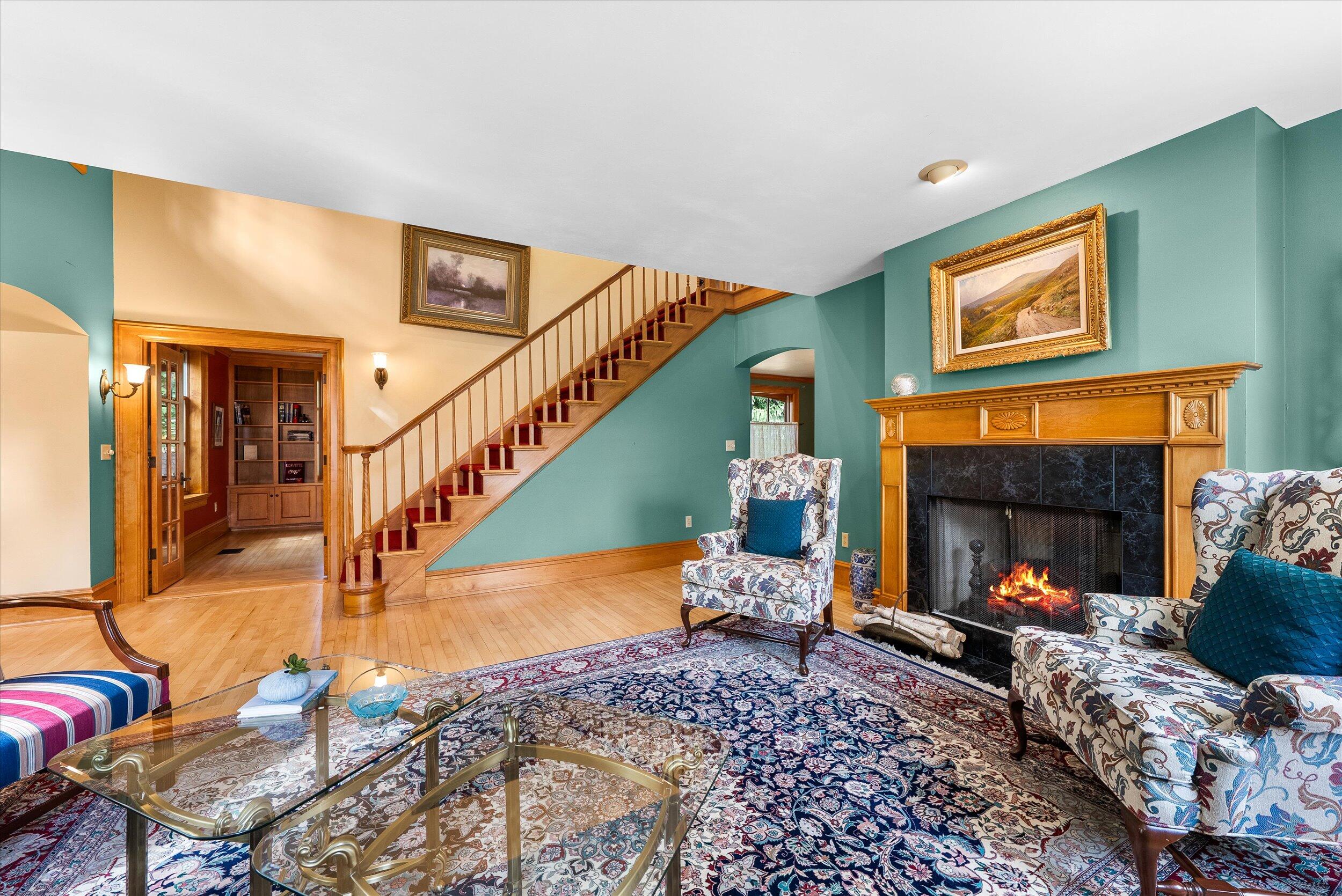 7918  Pleasant Valley Rd