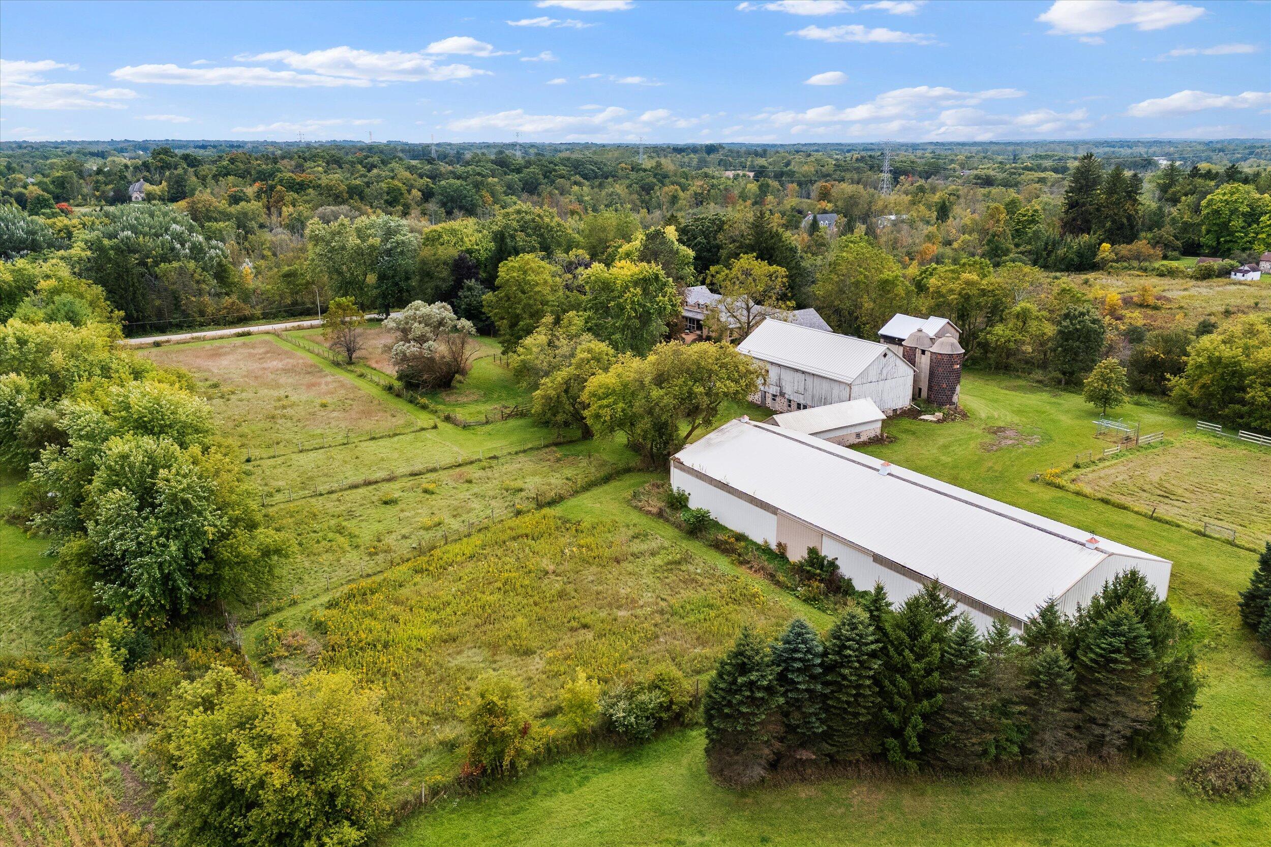 7918  Pleasant Valley Rd