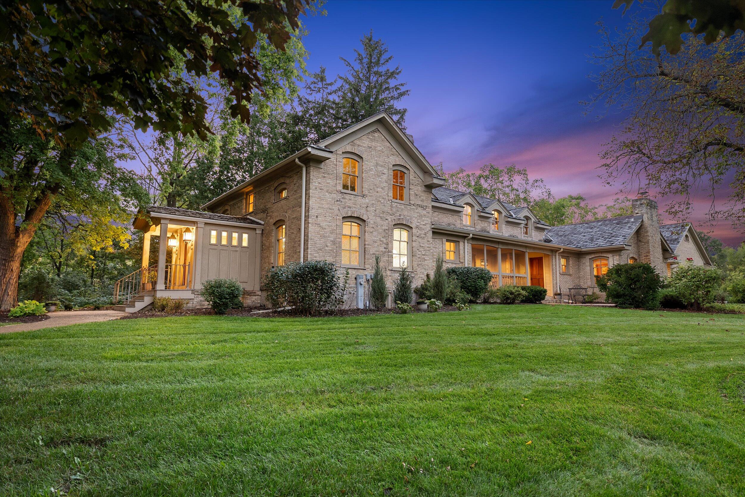 7918  Pleasant Valley Rd