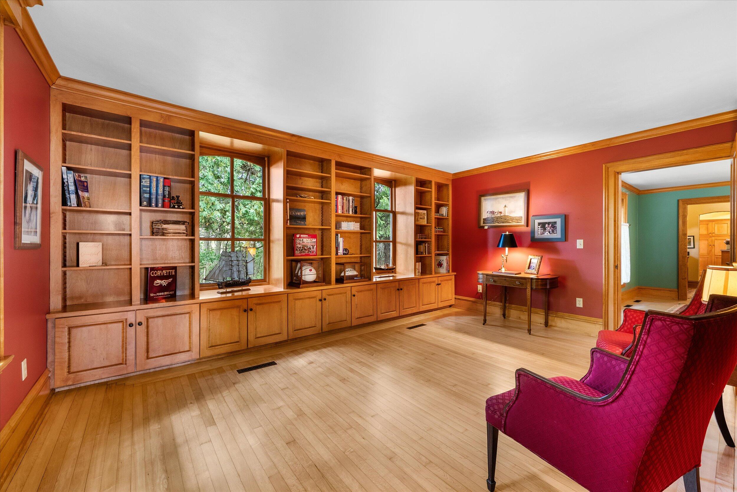 7918  Pleasant Valley Rd