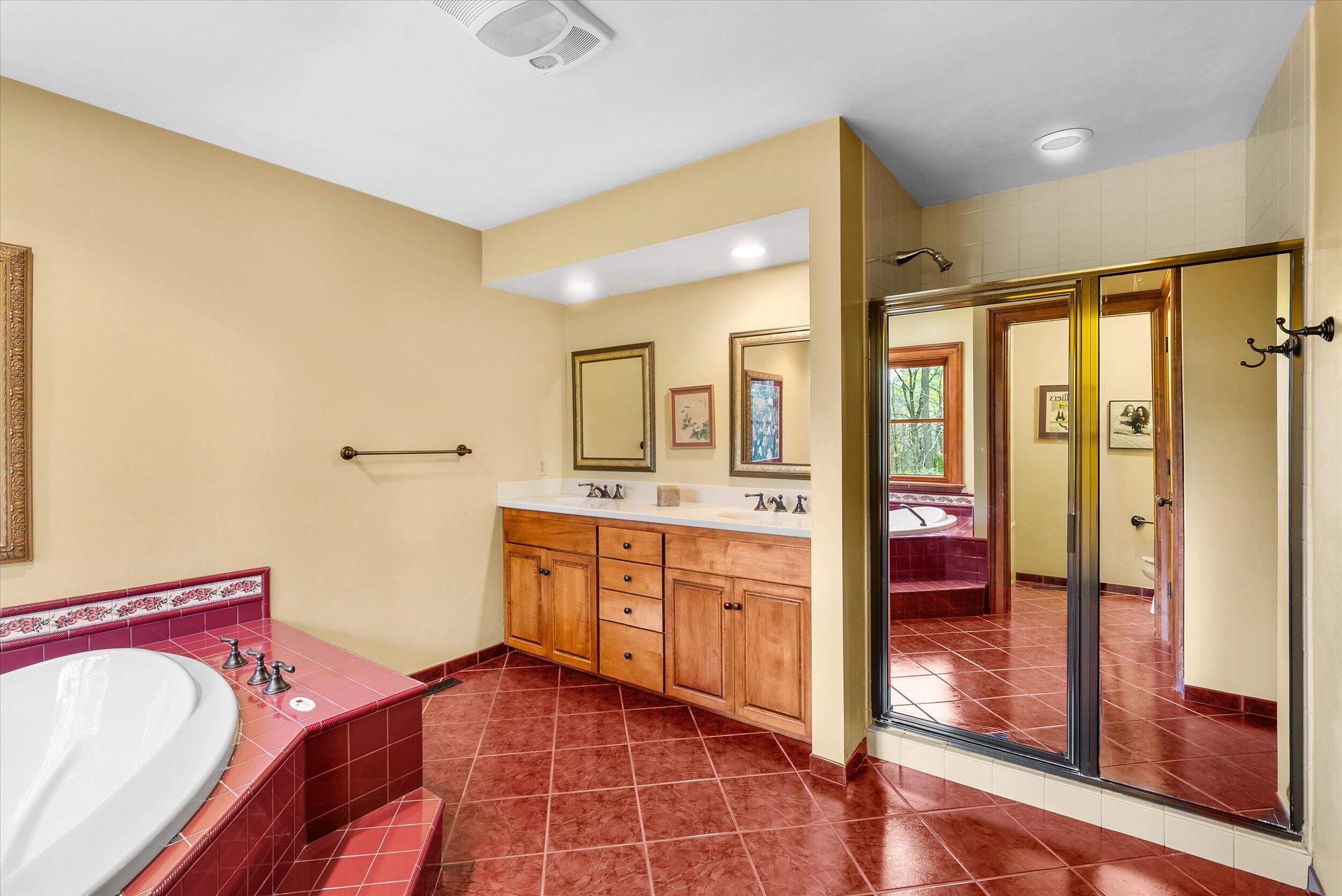 7918  Pleasant Valley Rd