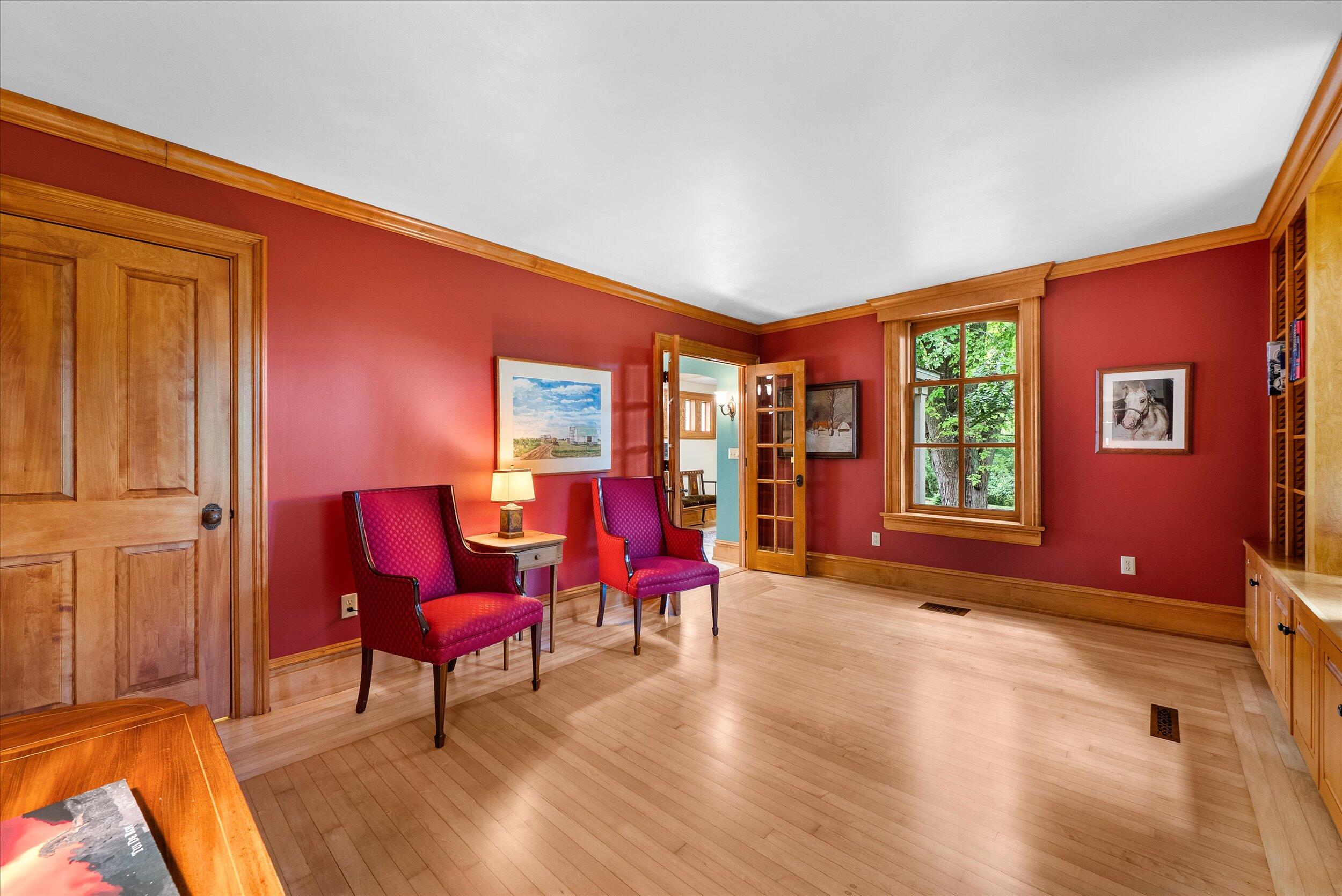 7918  Pleasant Valley Rd