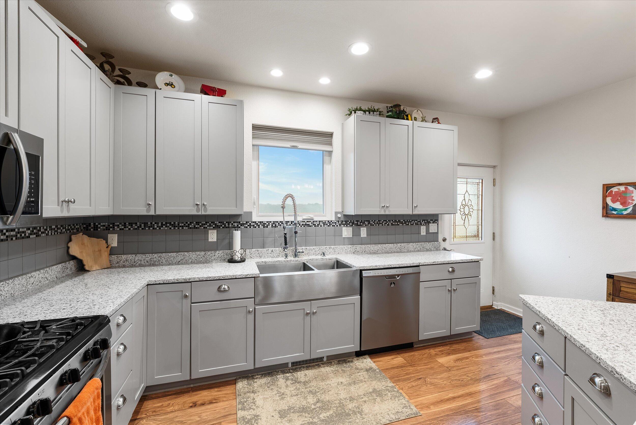 4294  County Road Kk -