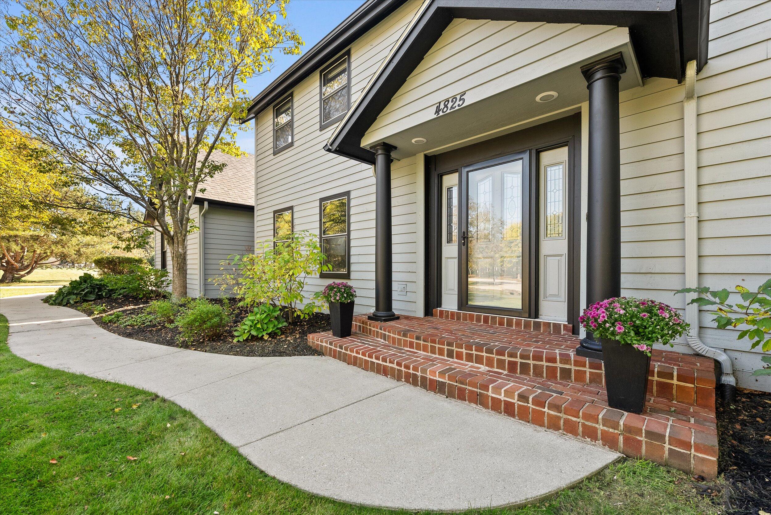 4825 W River Hollow Ct