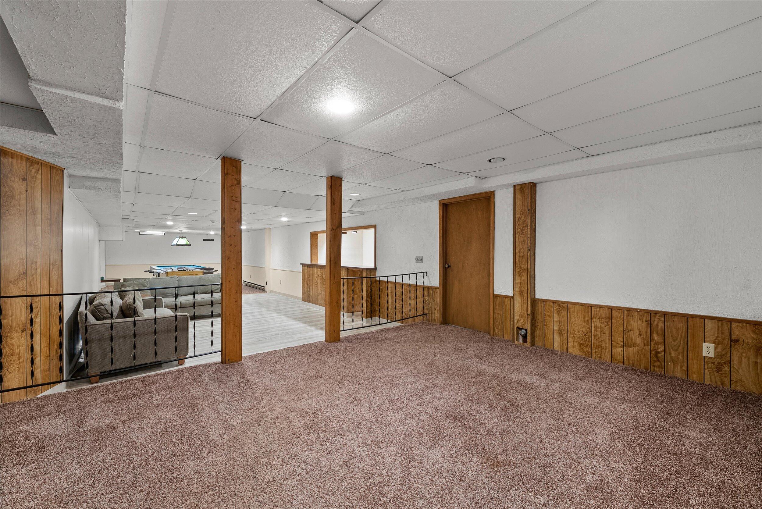 8704 W Bonniwell Rd