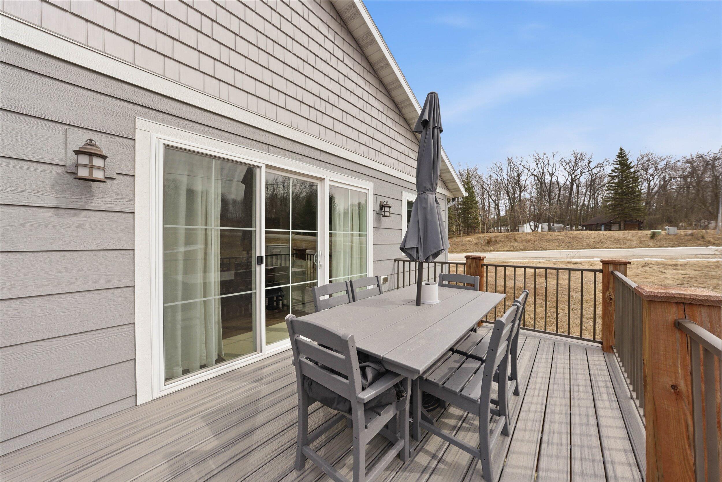 W5719 Trackside Rd Unit: 14