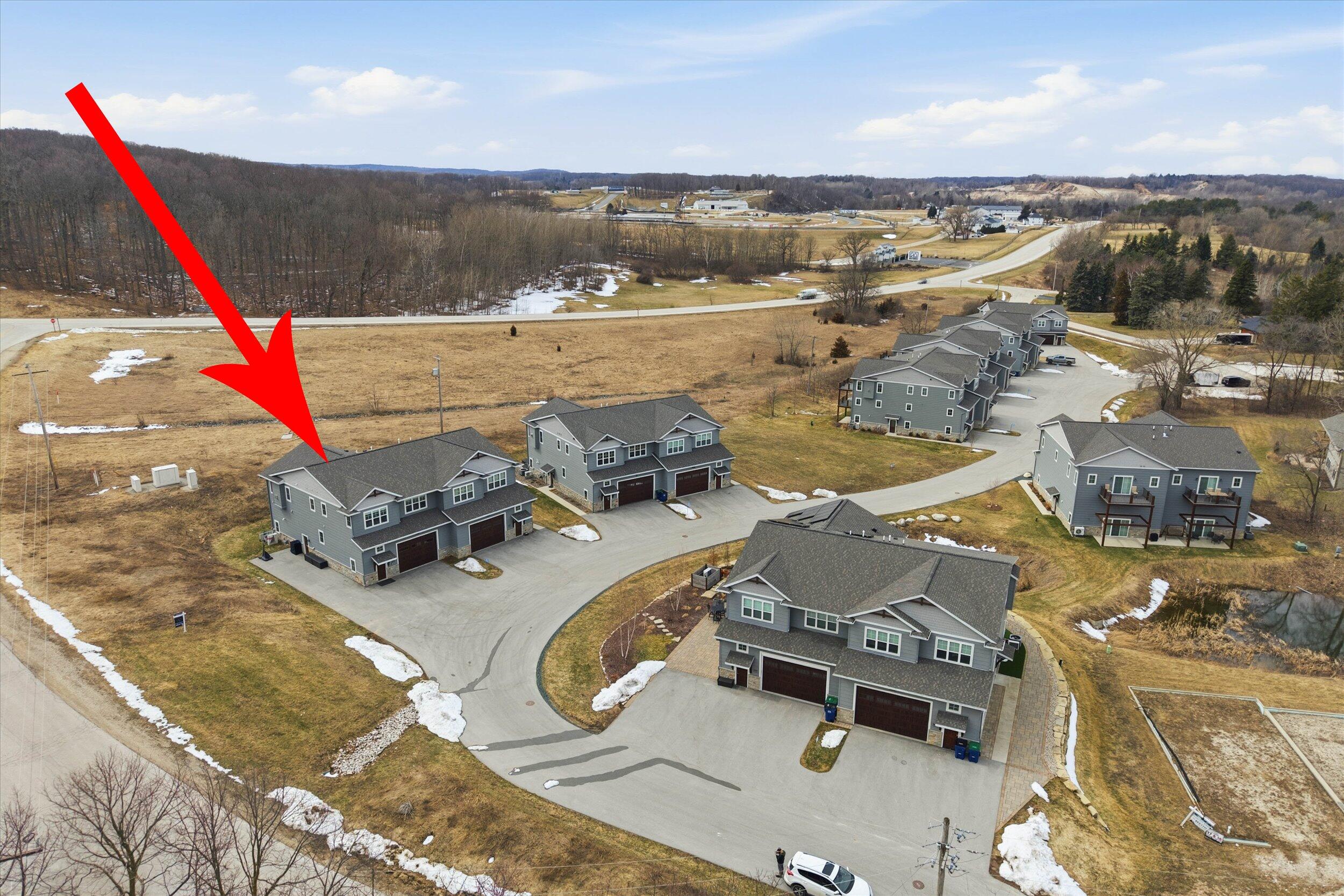 W5719 Trackside Rd Unit: 14