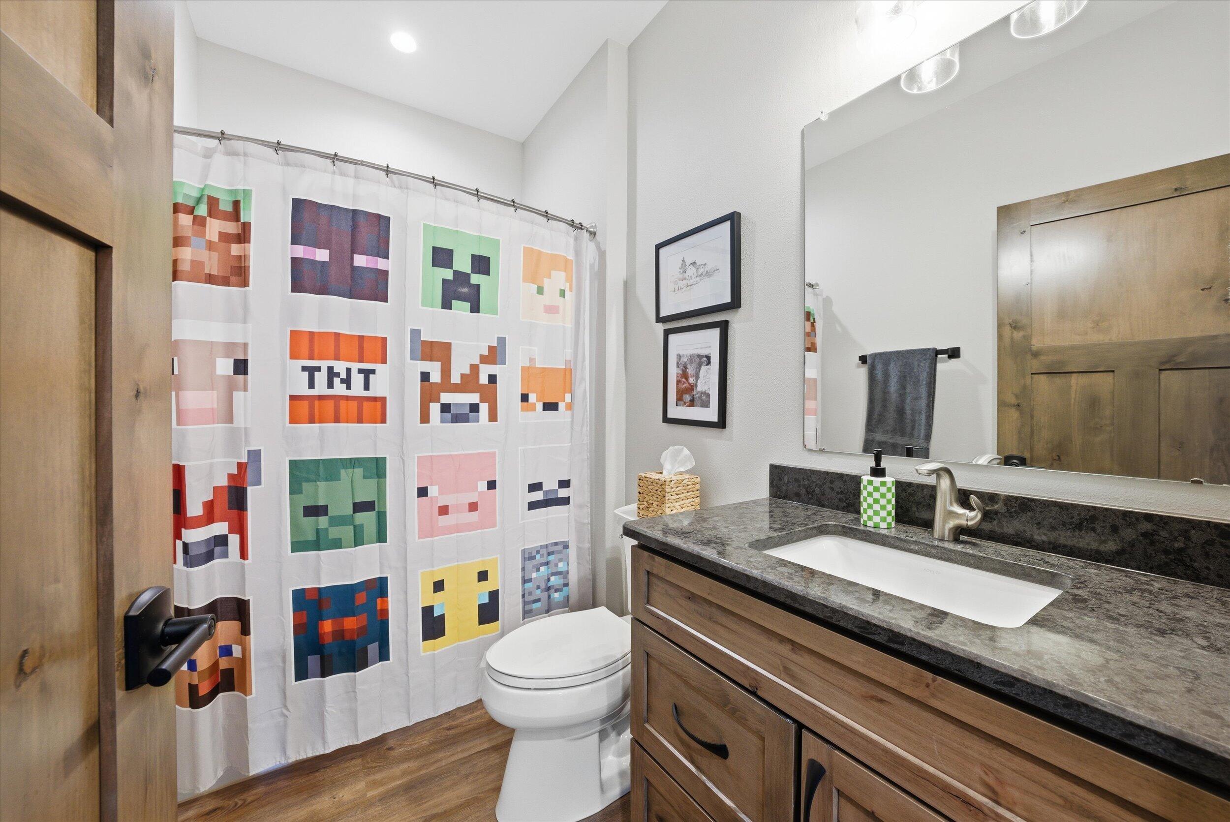 W5719 Trackside Rd Unit: 14